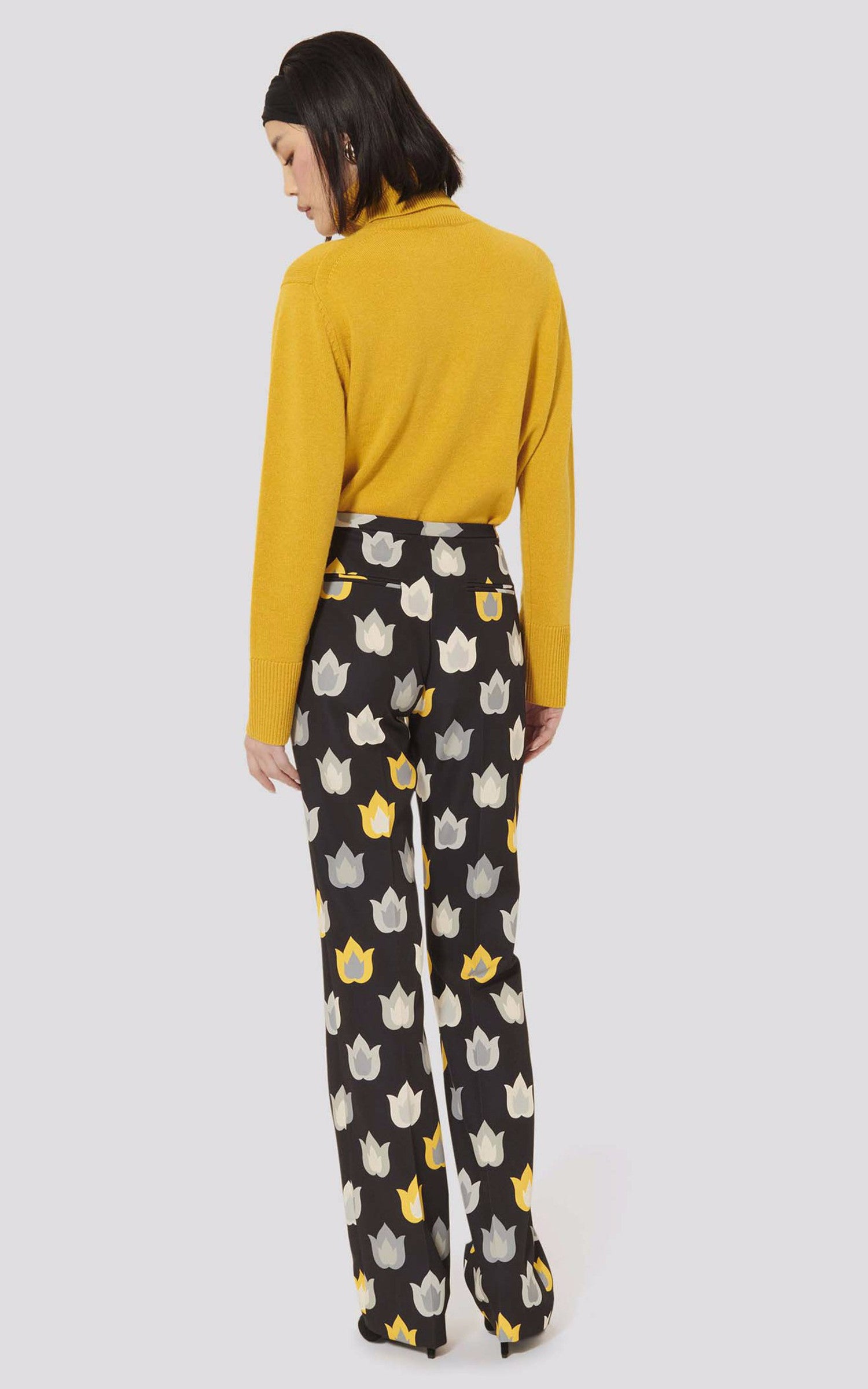 A "PAIVAN" Noir Tara Jarmon Pantalon Femme interior photo