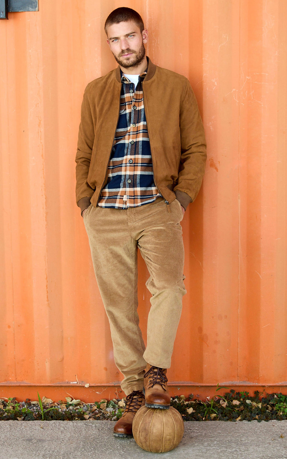 A "WINDON 102570" Tabac Daytona 73 Blouson Homme opened photo