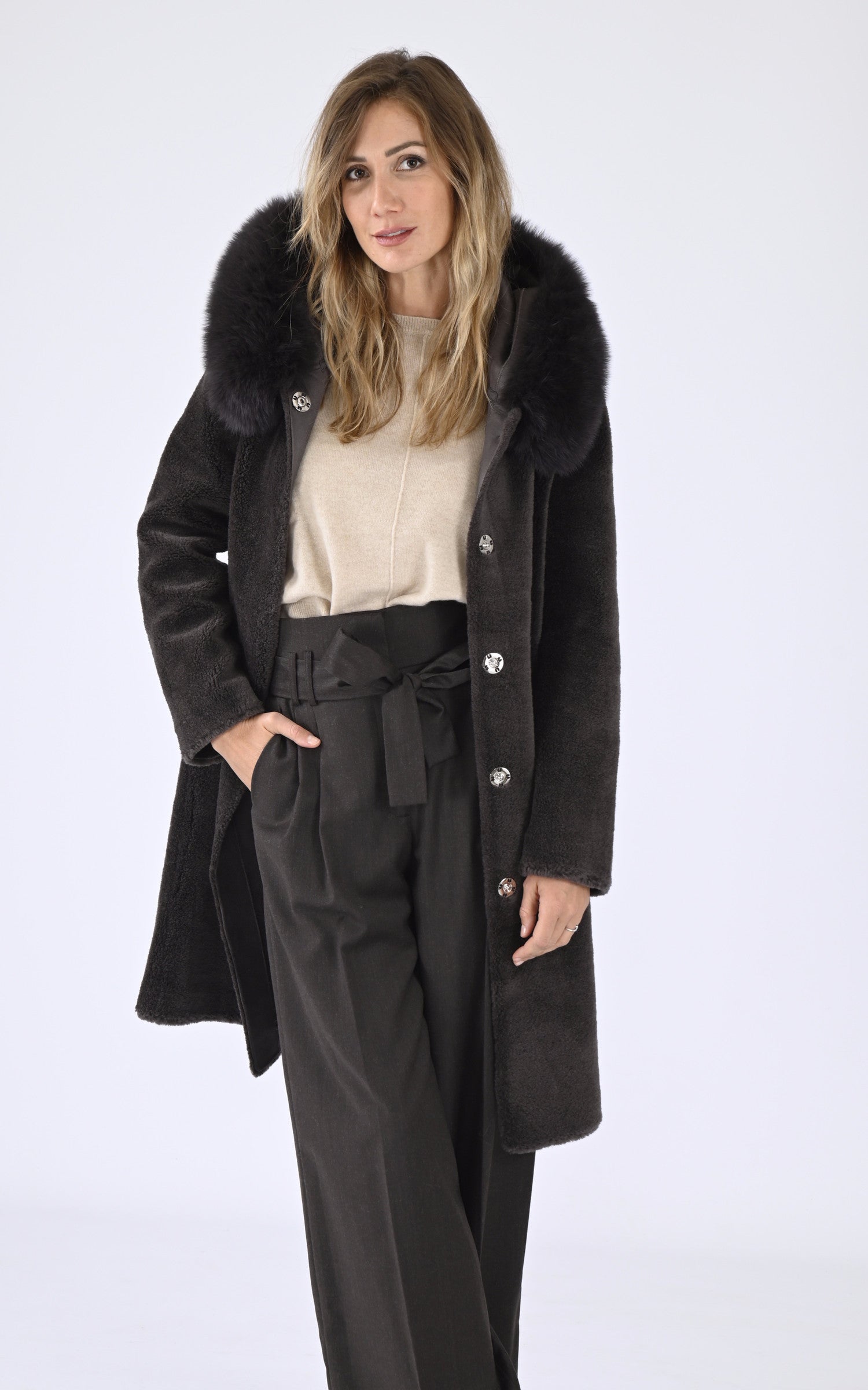 A "GAMAL 100" Marron Levinsky 7/8 Femme opened photo