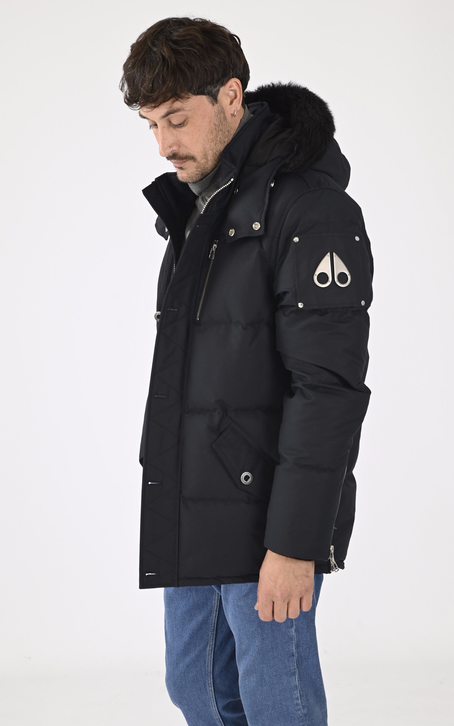 A "3Q JACKET M32MJ128S" Bleu Moose Knuckles Ves Doudoune Homme opened photo