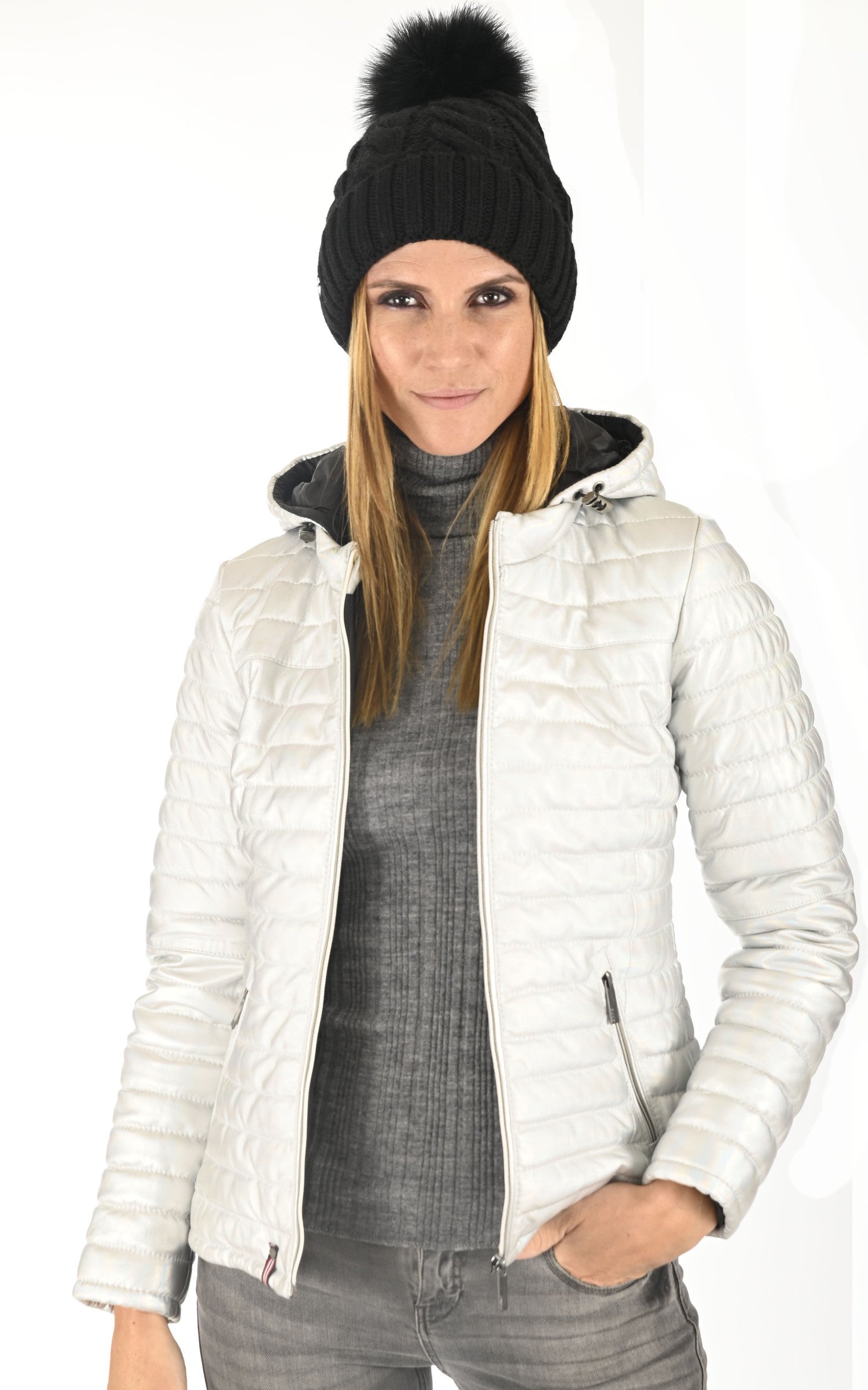 A "AMALIE-TN" Noir Soia & Kyo Bonnet Femme opened photo 1