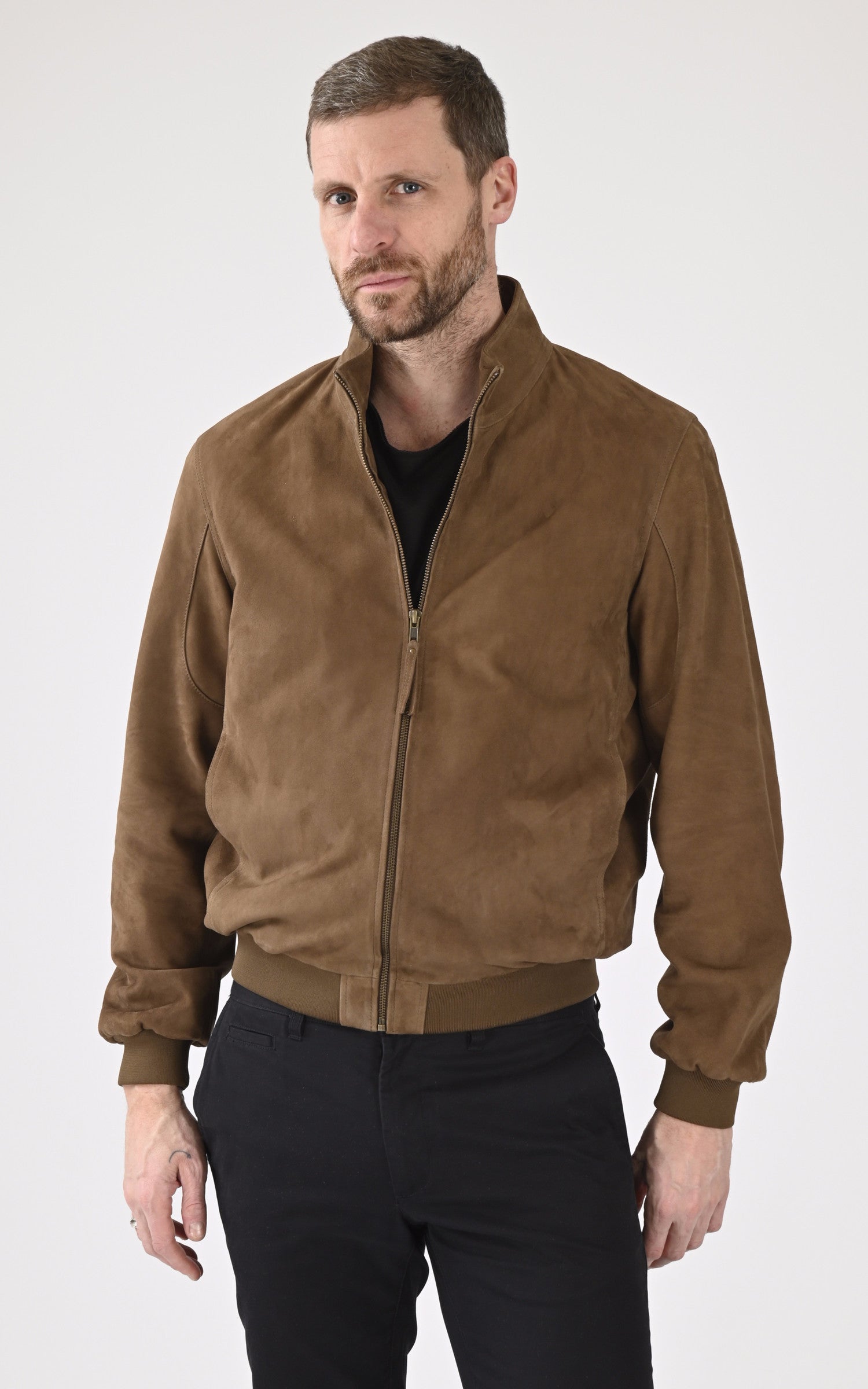 A "EXPO" Taupe Serge Pariente Blouson Homme closed photo