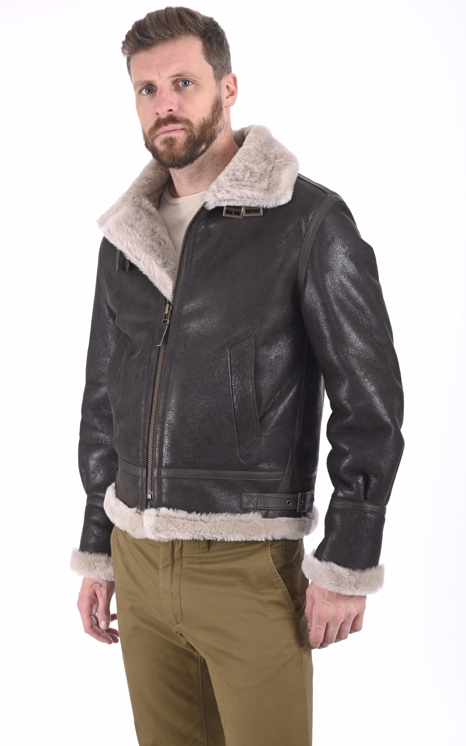 A "BOMBARDIER" Marron La Canadienne Bombardier Homme closed photo