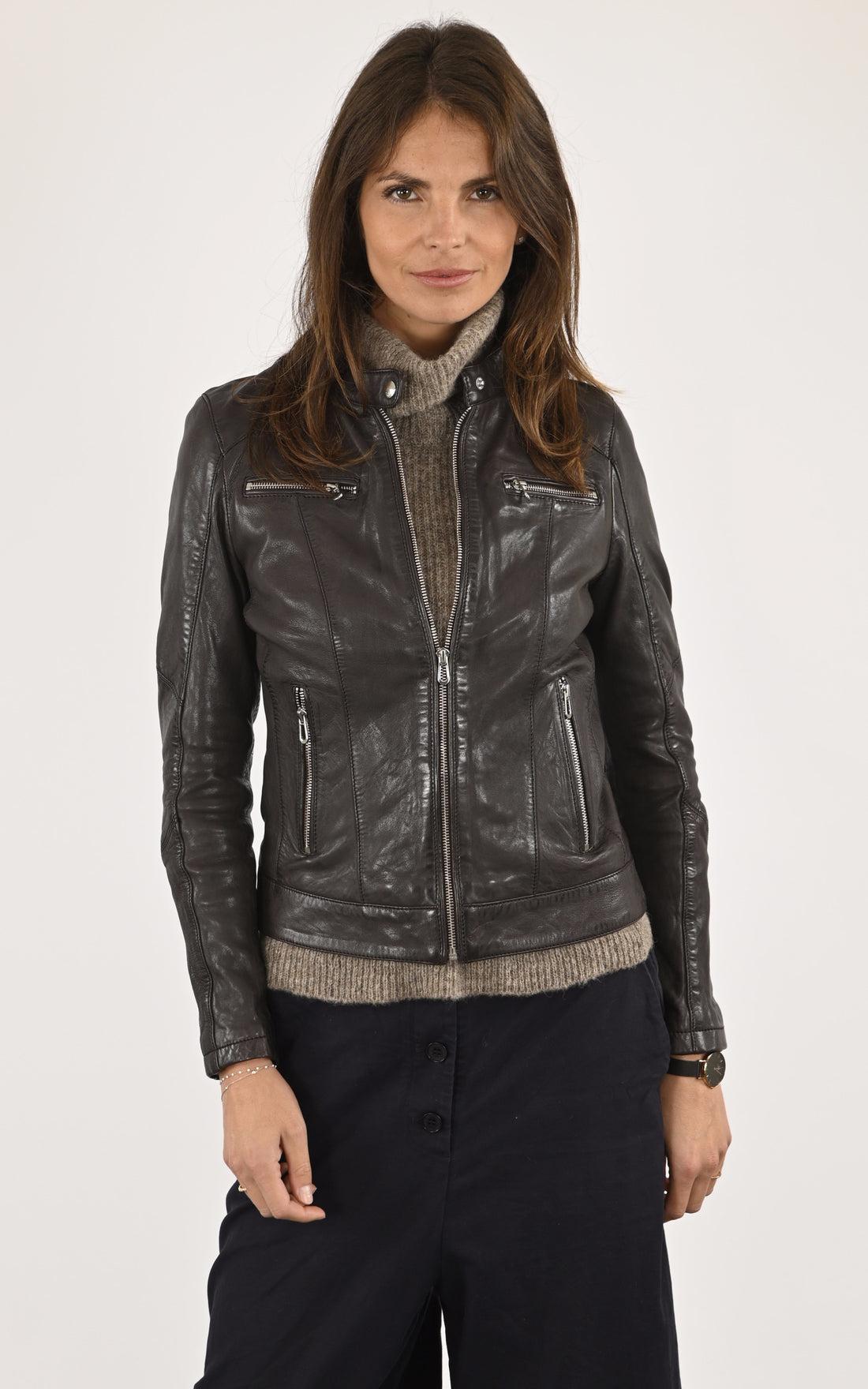 A "JOLYA 102581" Marron Rose Garden Blouson Femme opened photo