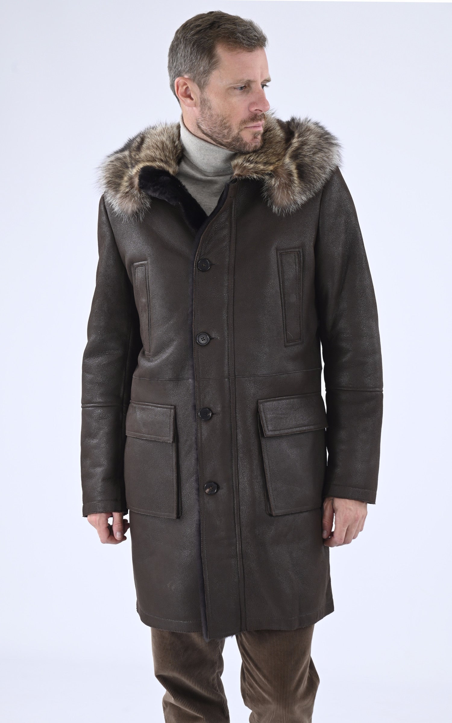 A "GIL" Marron Levinsky 3/4 Homme closed photo