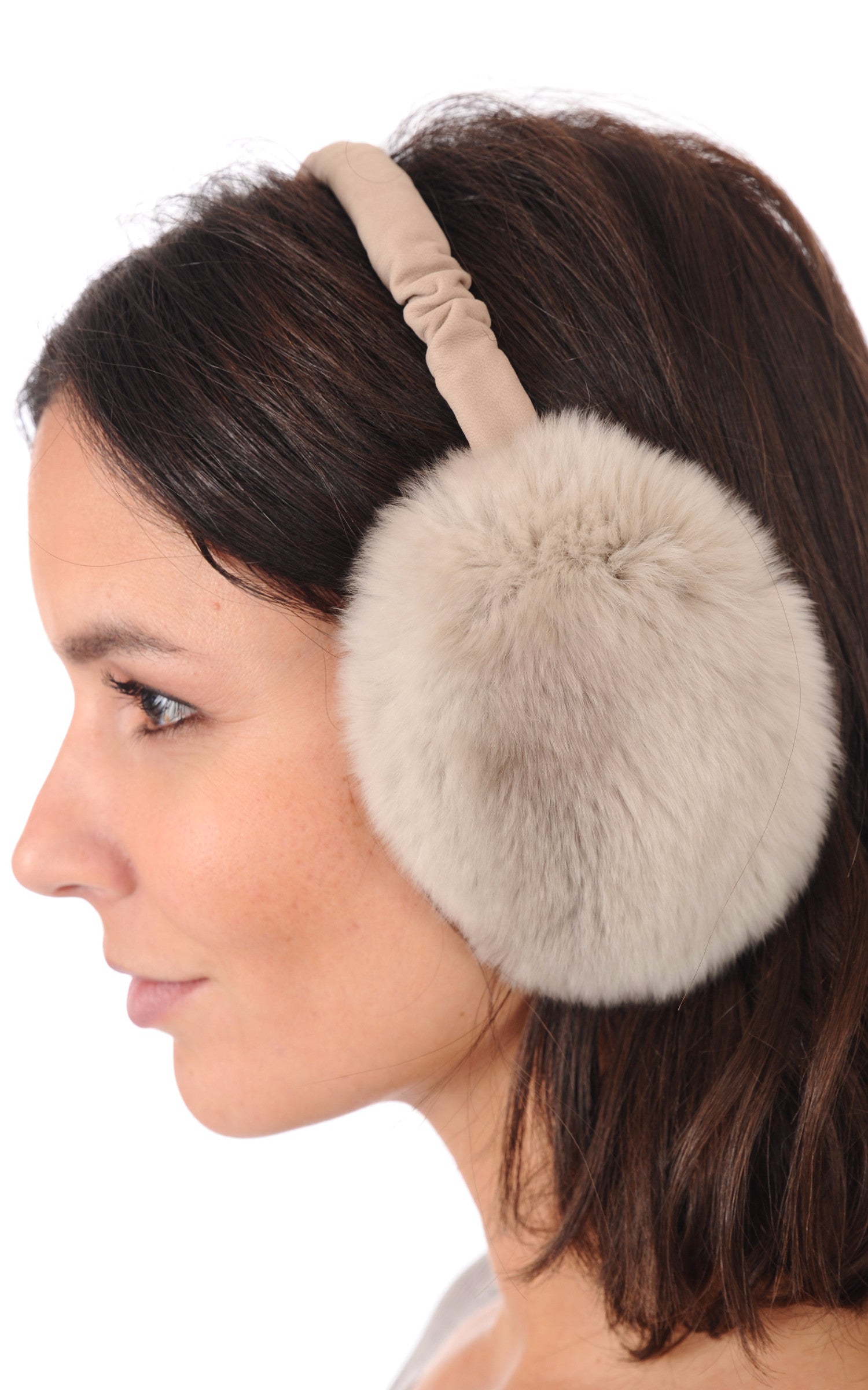 A "OS" Beige Tsanikidis Oreillettes Femme details photo