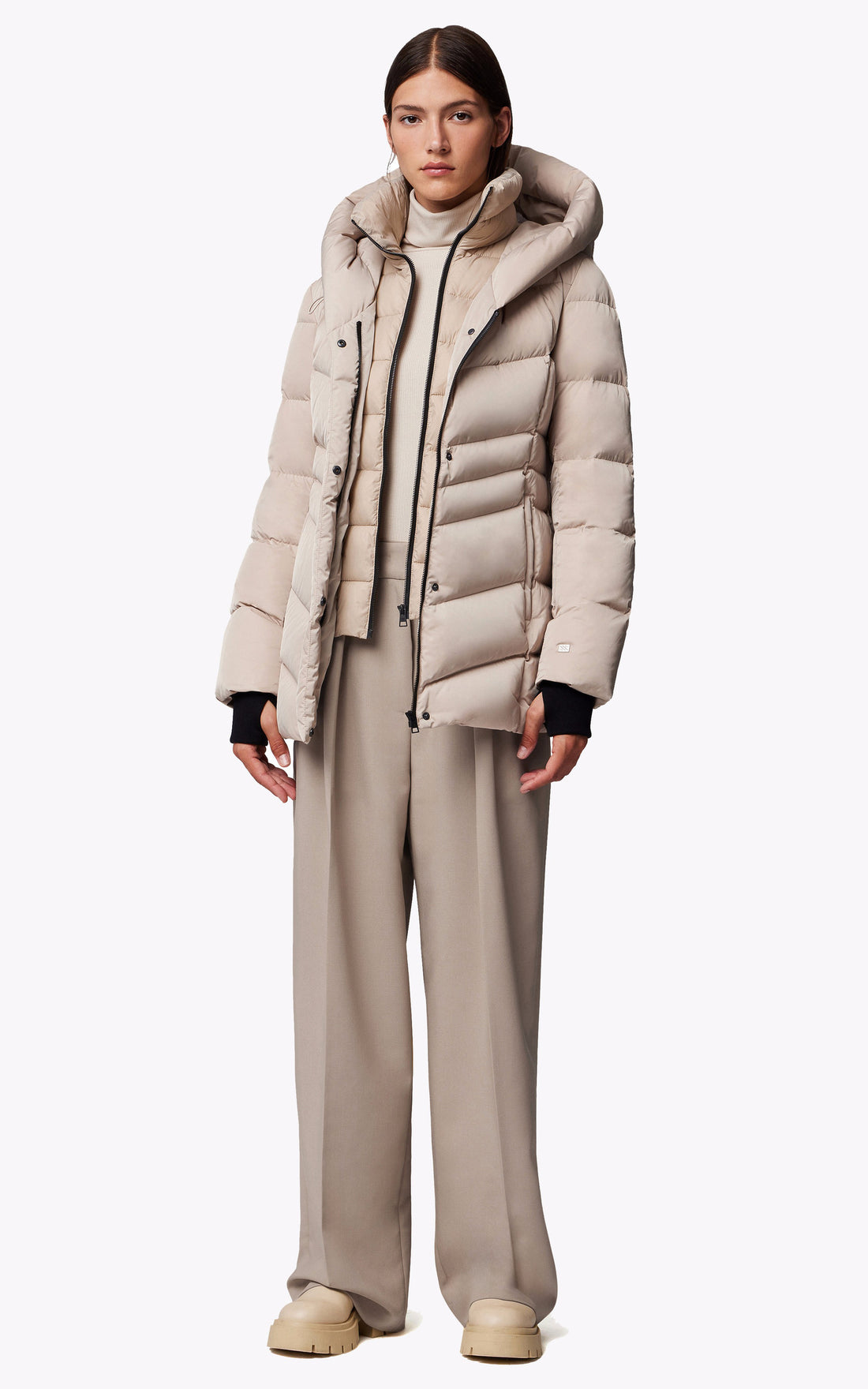 A "TALLIA" Beige Soia & Kyo Ves Doudoune Femme opened photo
