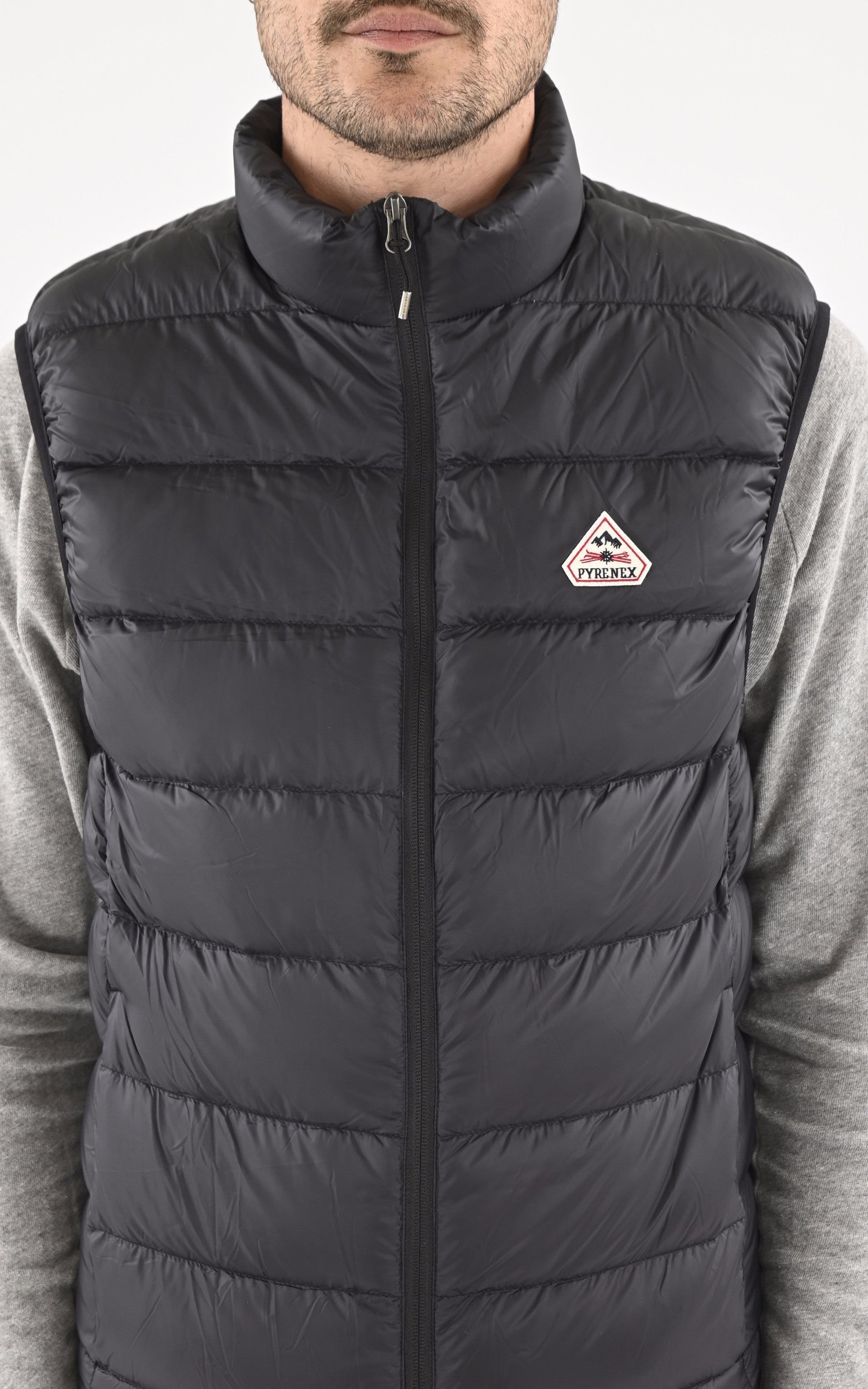 A "ARIAL VEST" Noir Pyrenex Bl Doudoune Homme details photo