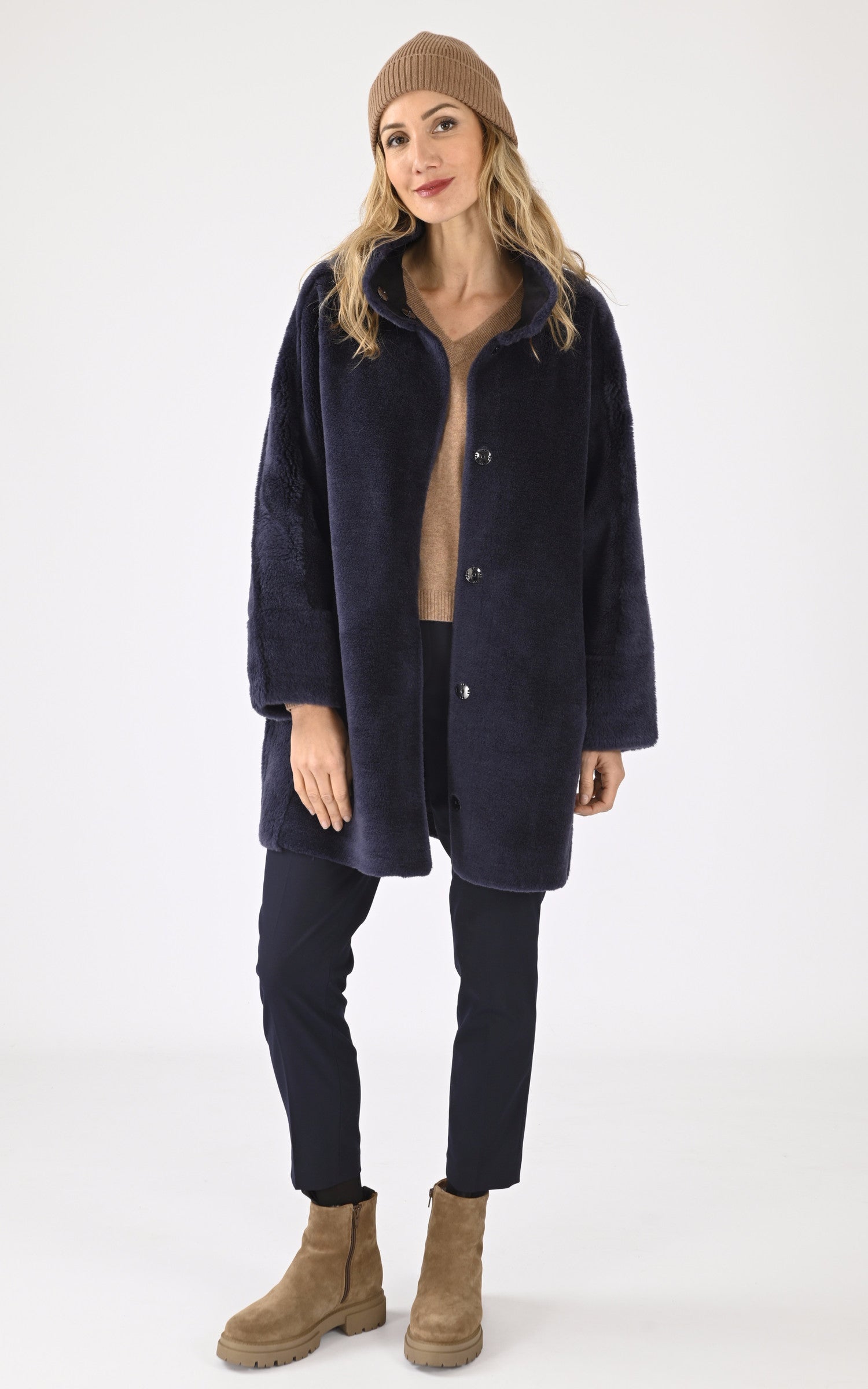 A "THALIA 64544" Bleu Marine Oakwood Veste Femme opened photo