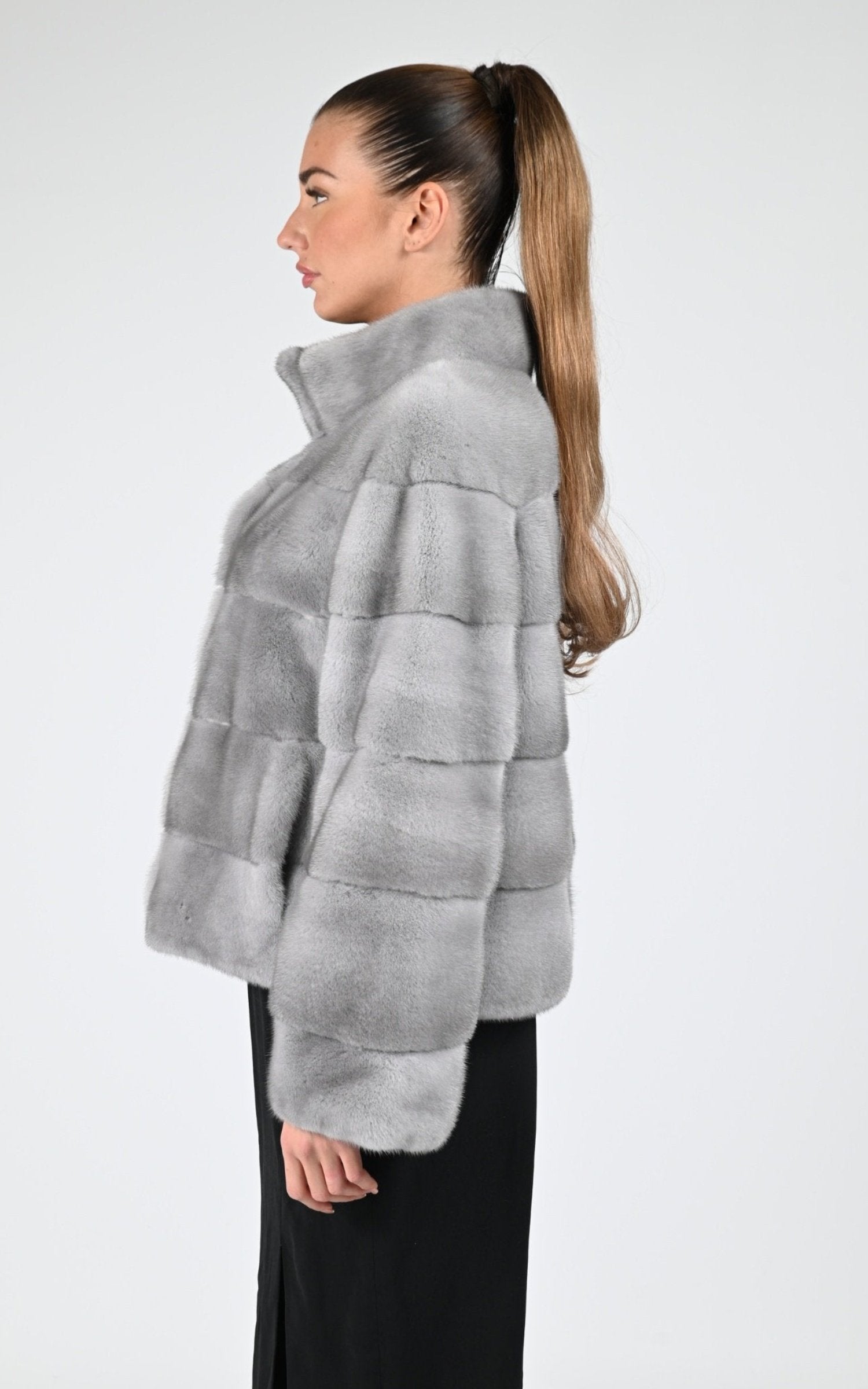 Veste Fourrure Femme Simmagini, modèle 7060 de couleur sapphire