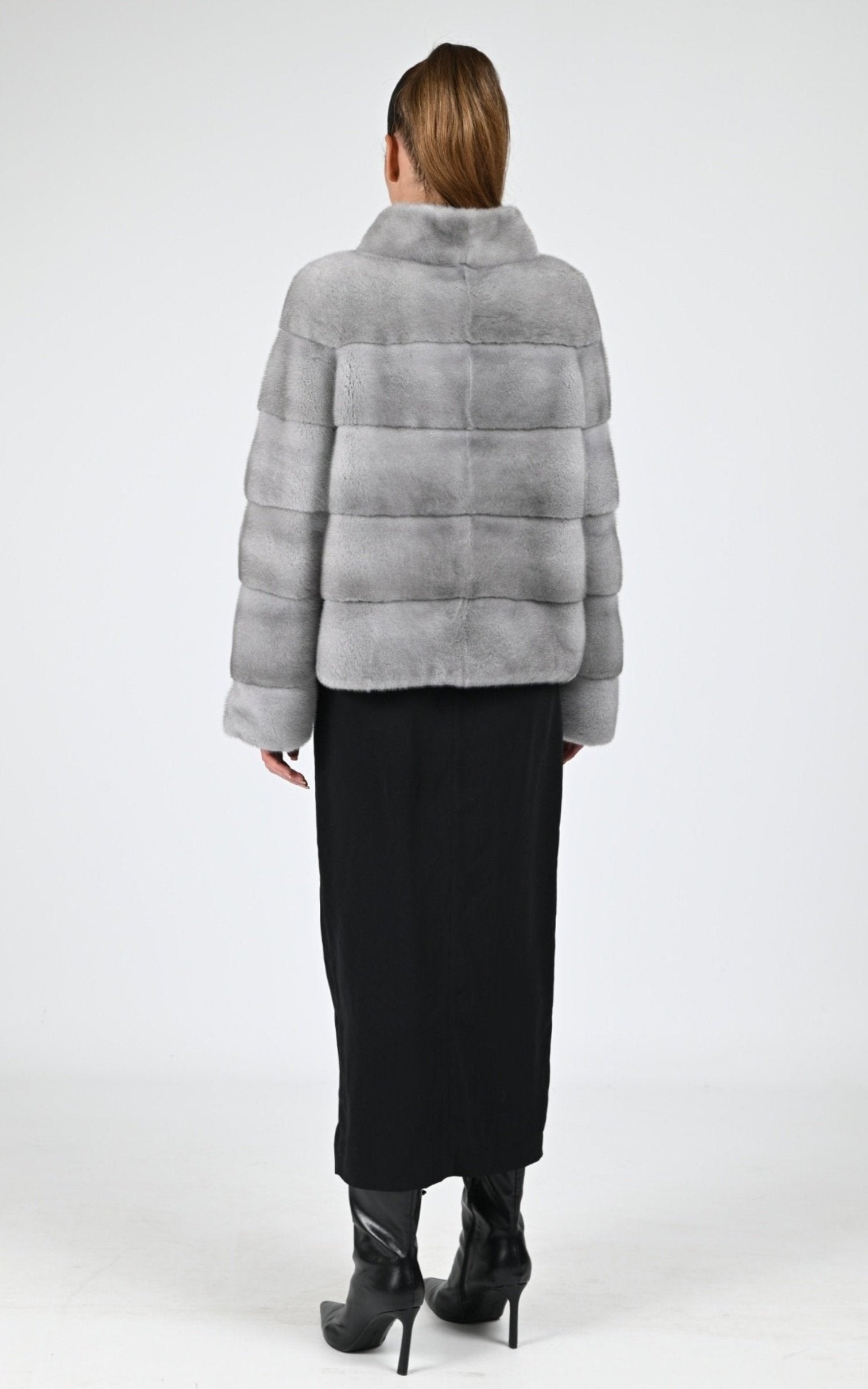 Veste Fourrure Femme Simmagini, modèle 7060 de couleur sapphire