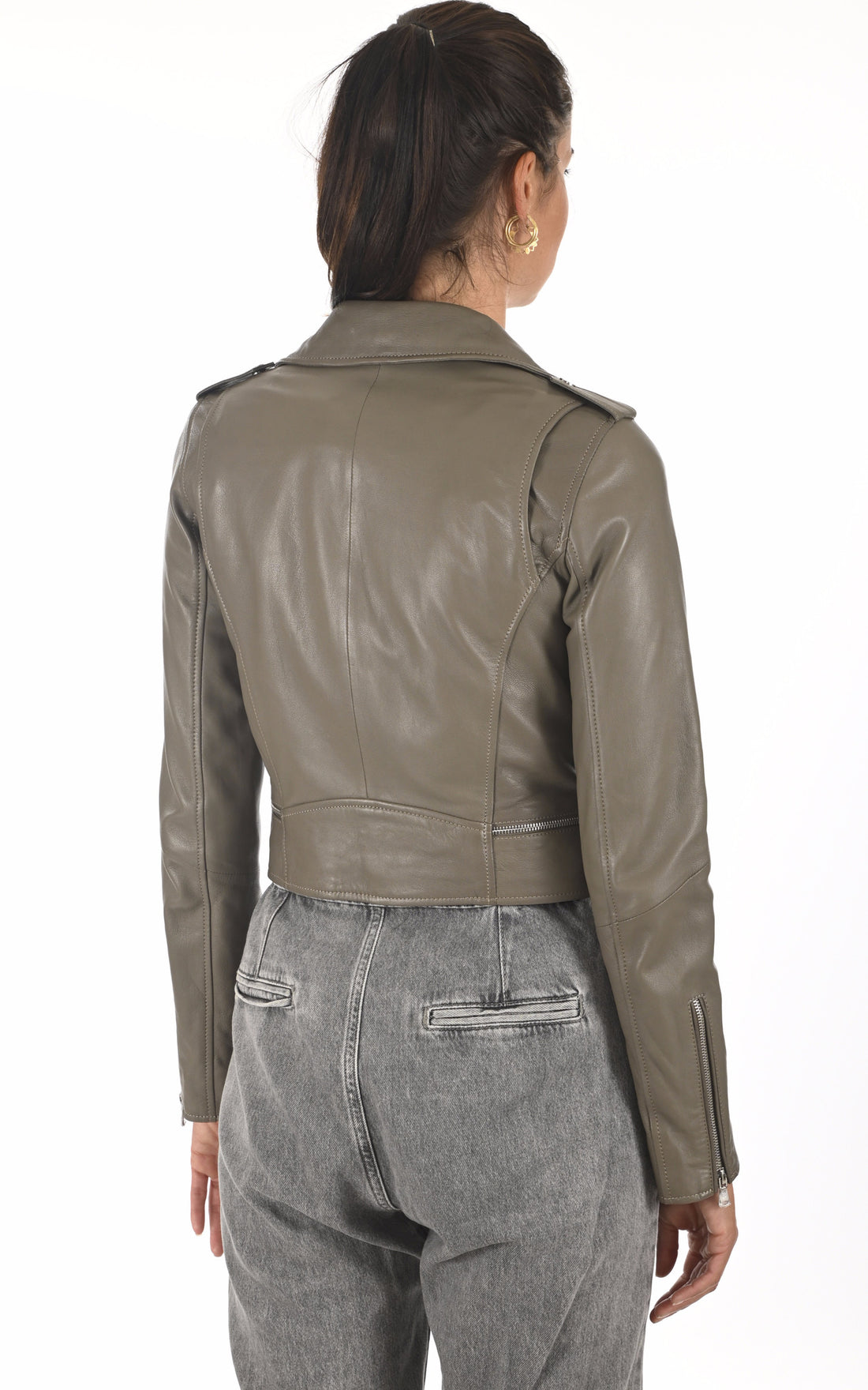 A "YOKO" Taupe Oakwood Perfecto Femme opened photo