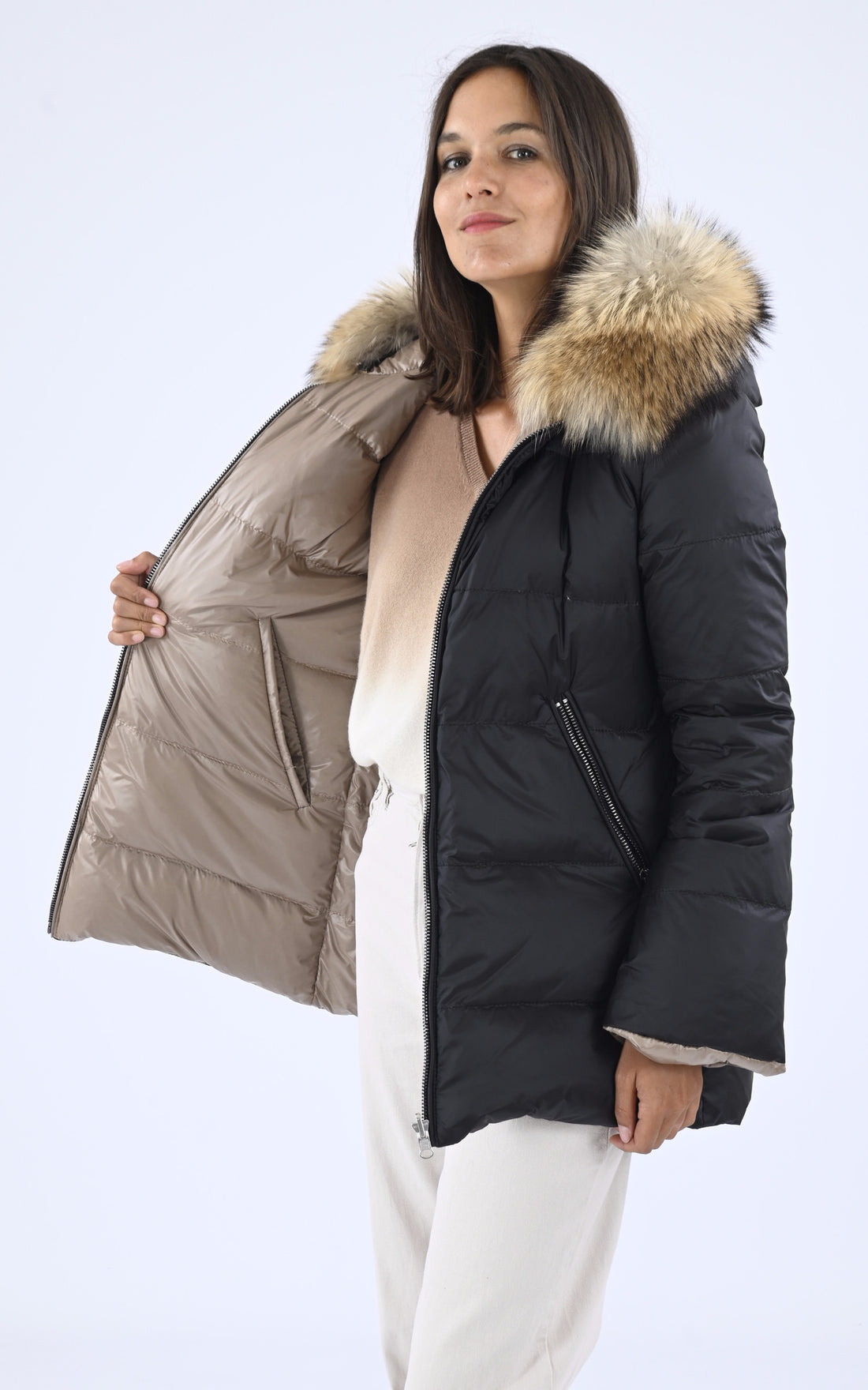 A "GAIA 21" Noir La Canadienne Doudoune Femme closed photo