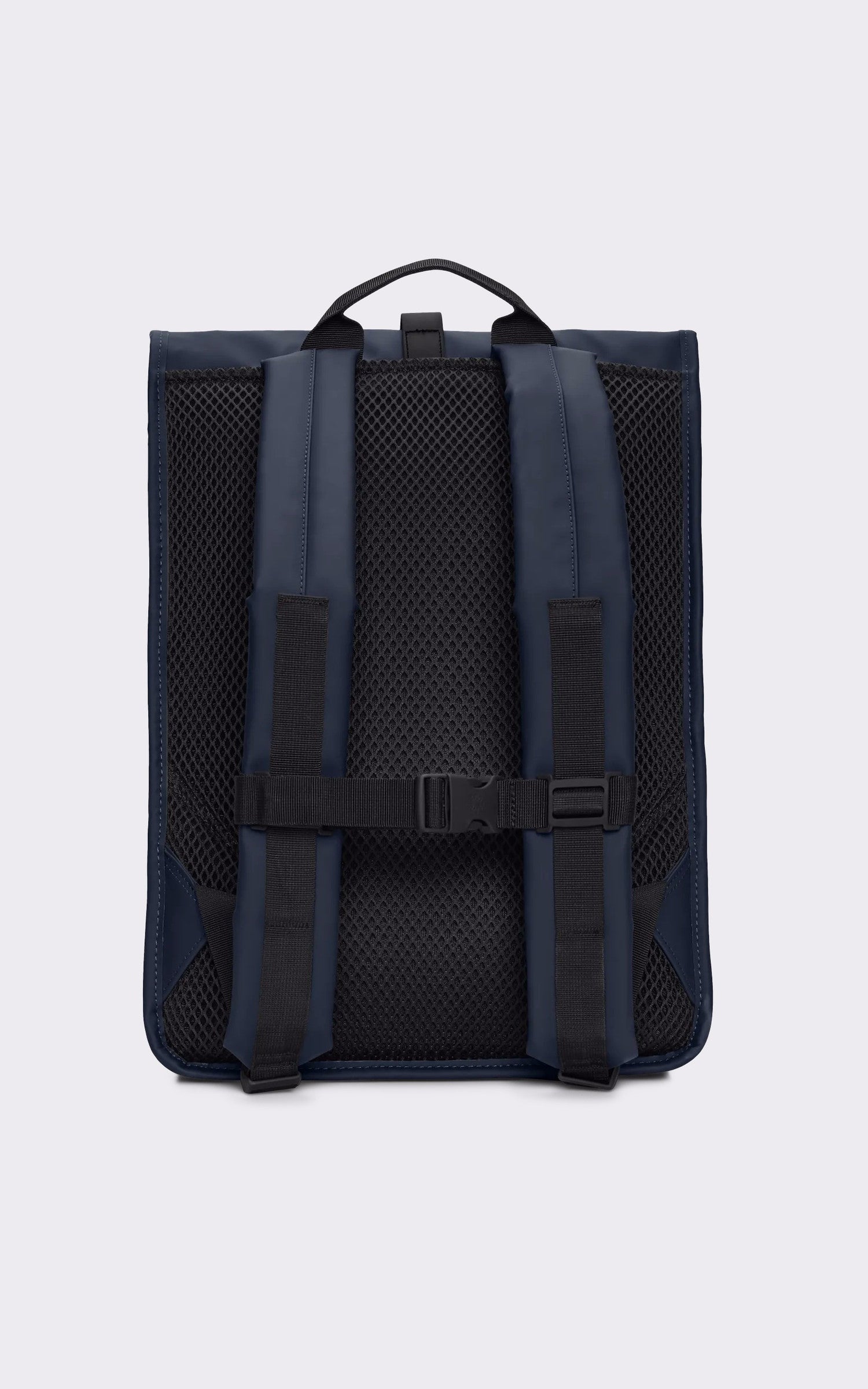 A "13320 ROLLTOP RUCKSACK" Navy Rains Sac Mixte back photo