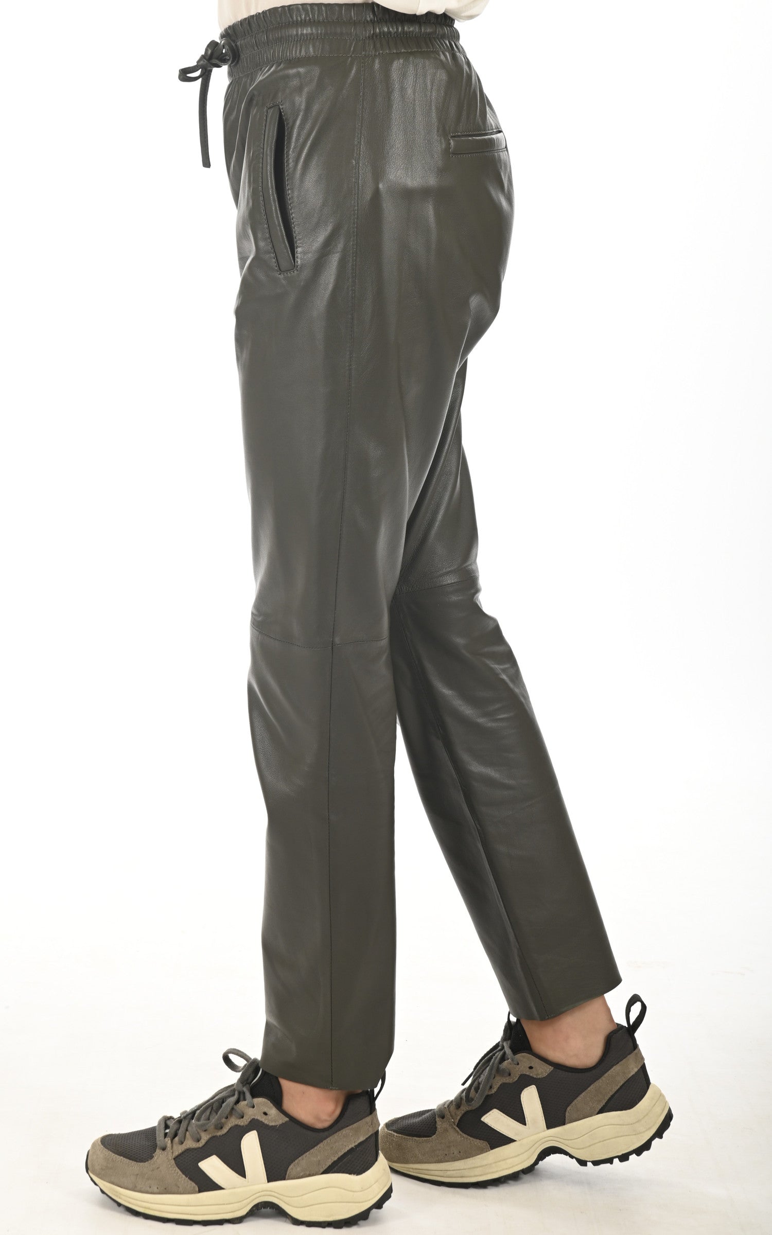 A "GIFT 63641" Kaki Oakwood Pantalon Femme interior photo