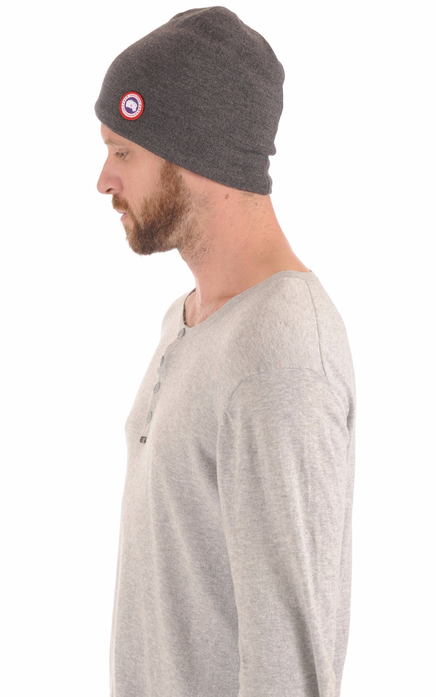 A "STANDARD TOQUE 5116M" Iron Grey Canada Goose Bonnet Homme closed photo