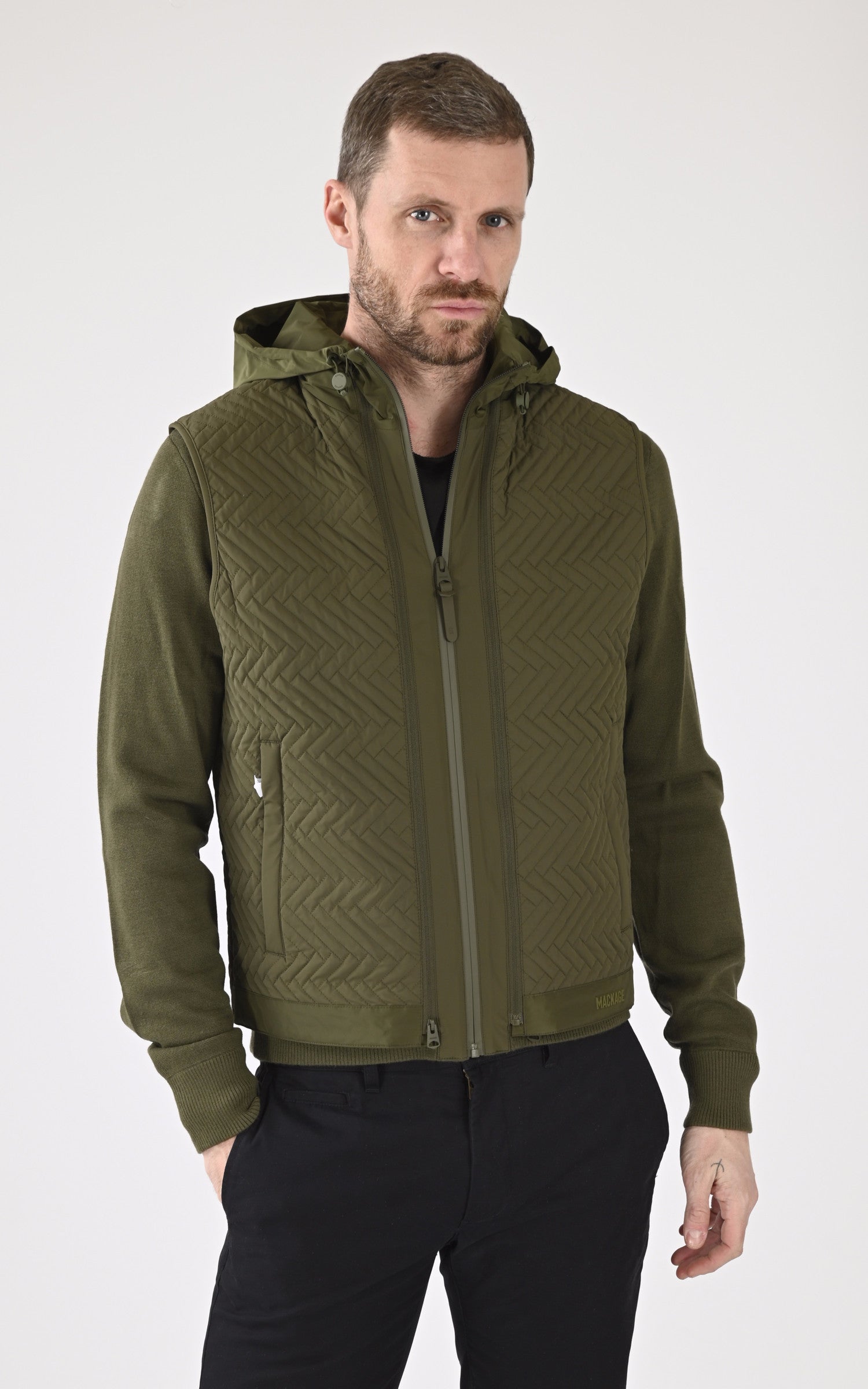 A "BARRETT" Kaki Mackage Blouson Homme closed photo