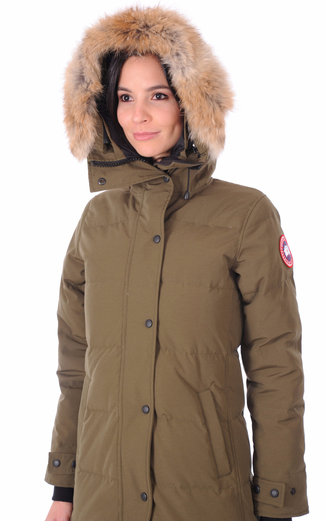 A "SHELBURNE 3802L" Military Green Canada Goose 3/4 Doudoune Femme closed photo