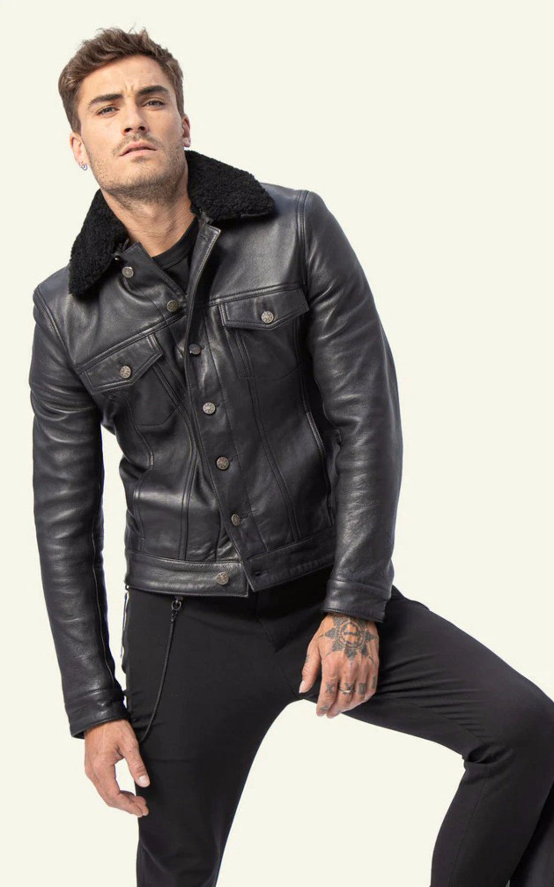 A "Elias" Noir Serge Pariente Blouson Homme opened photo