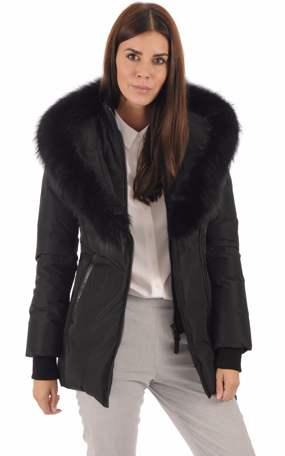 A "ADALI-BX" Noir Mackage Ves Doudoune Femme opened photo