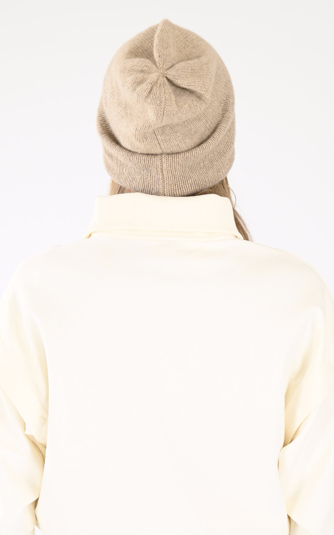 A "INES 4501029C" Camel Notshy Bonnet Femme closed photo