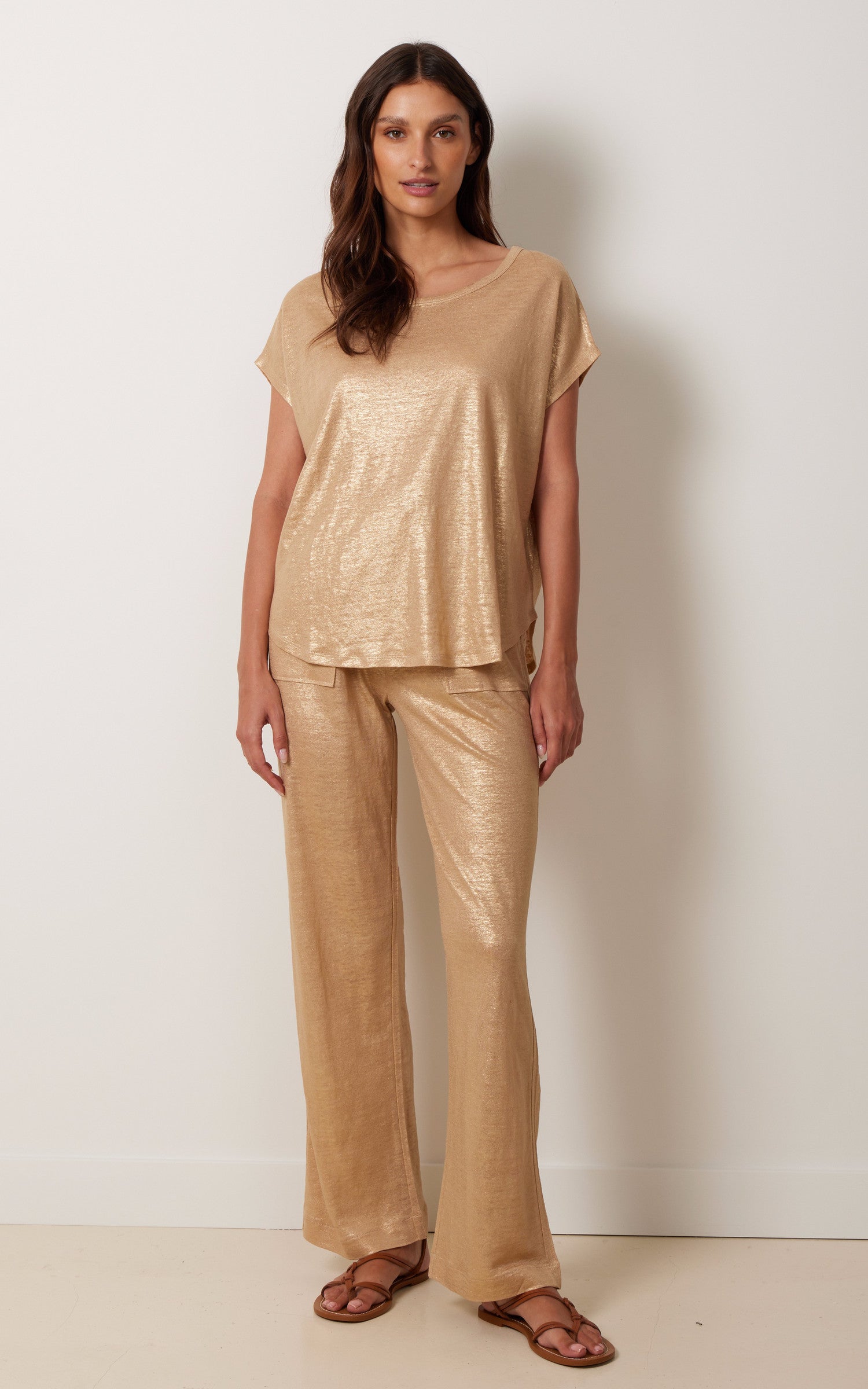 A "TESS 4405104" Gold Notshy T-shirt Femme interior photo