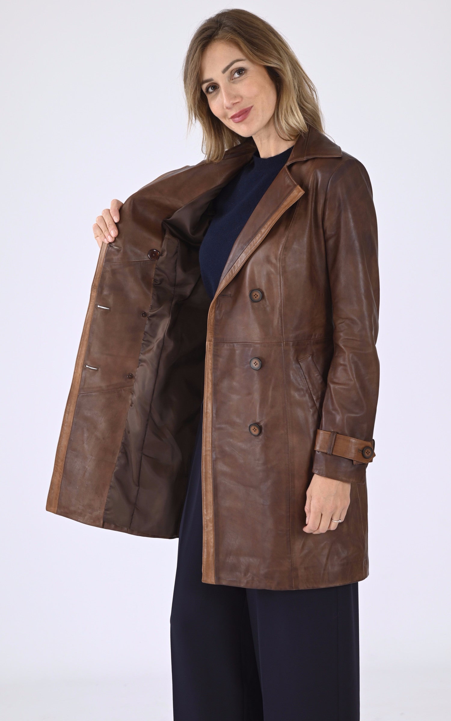 A "5043" Cognac La Canadienne 3/4 Femme back photo