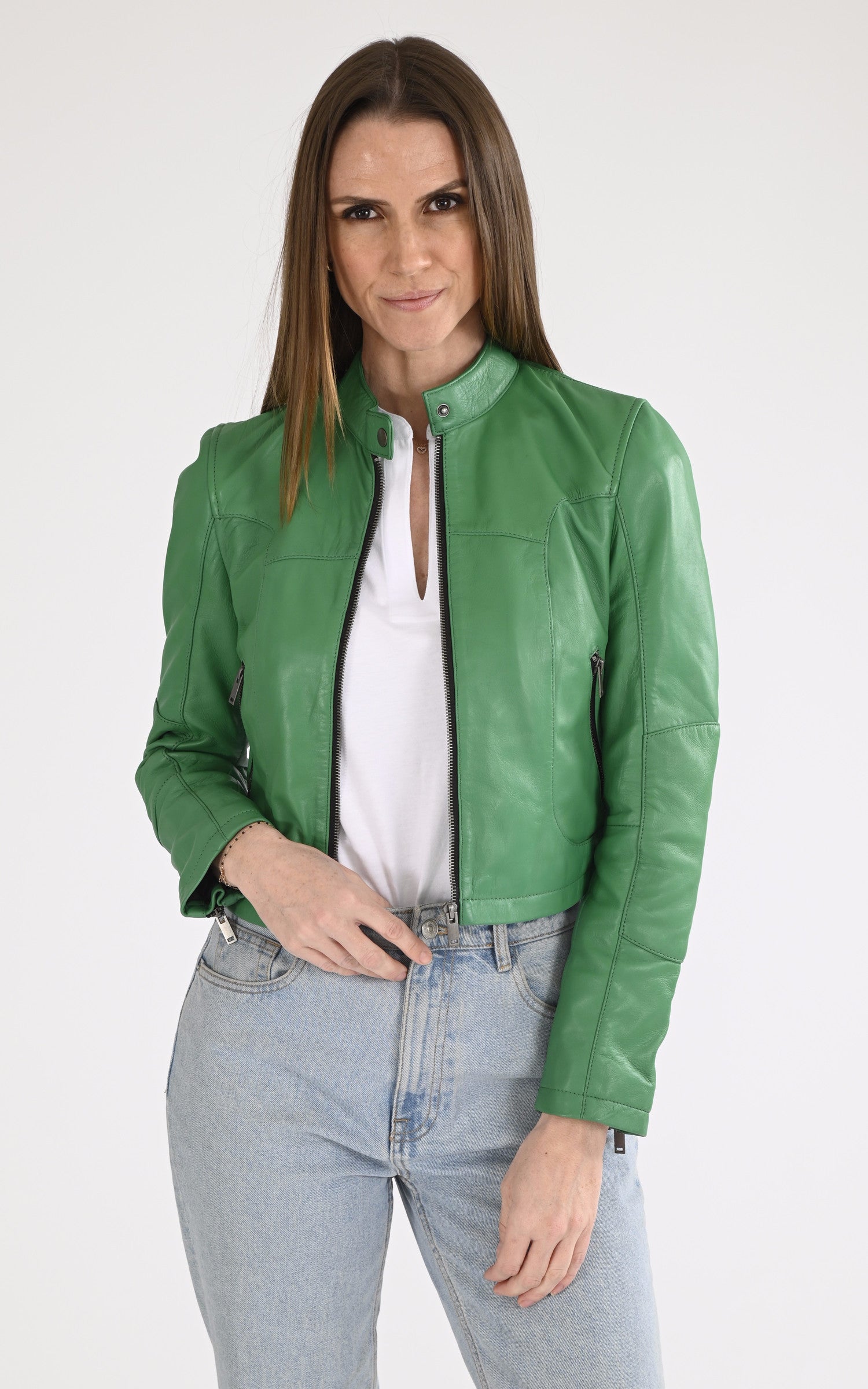 A "LOLA 104174" Vert Rose Garden Blouson Femme closed photo