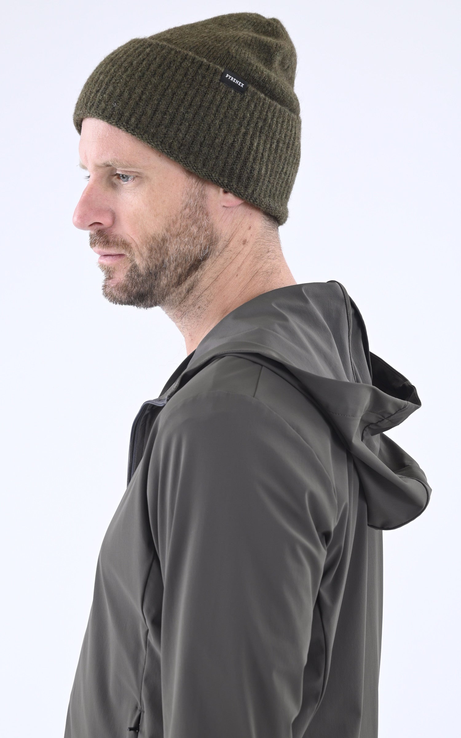 A "SOAZIG 2" Kaki Pyrenex Bonnet Mixte back photo