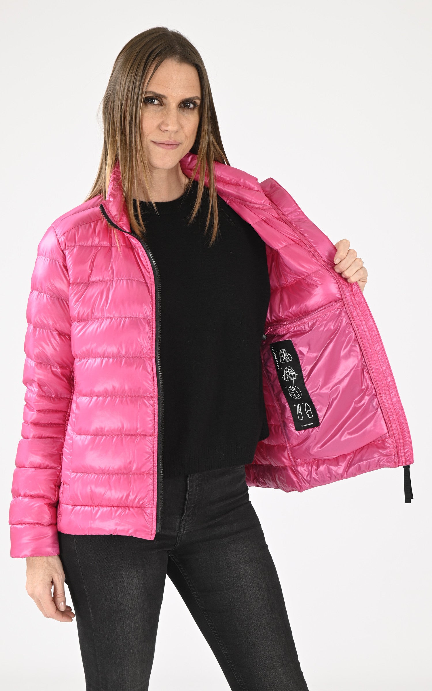 A "CYPRESS JACKET 2236L" Rose Canada Goose Bl Doudoune Femme interior photo