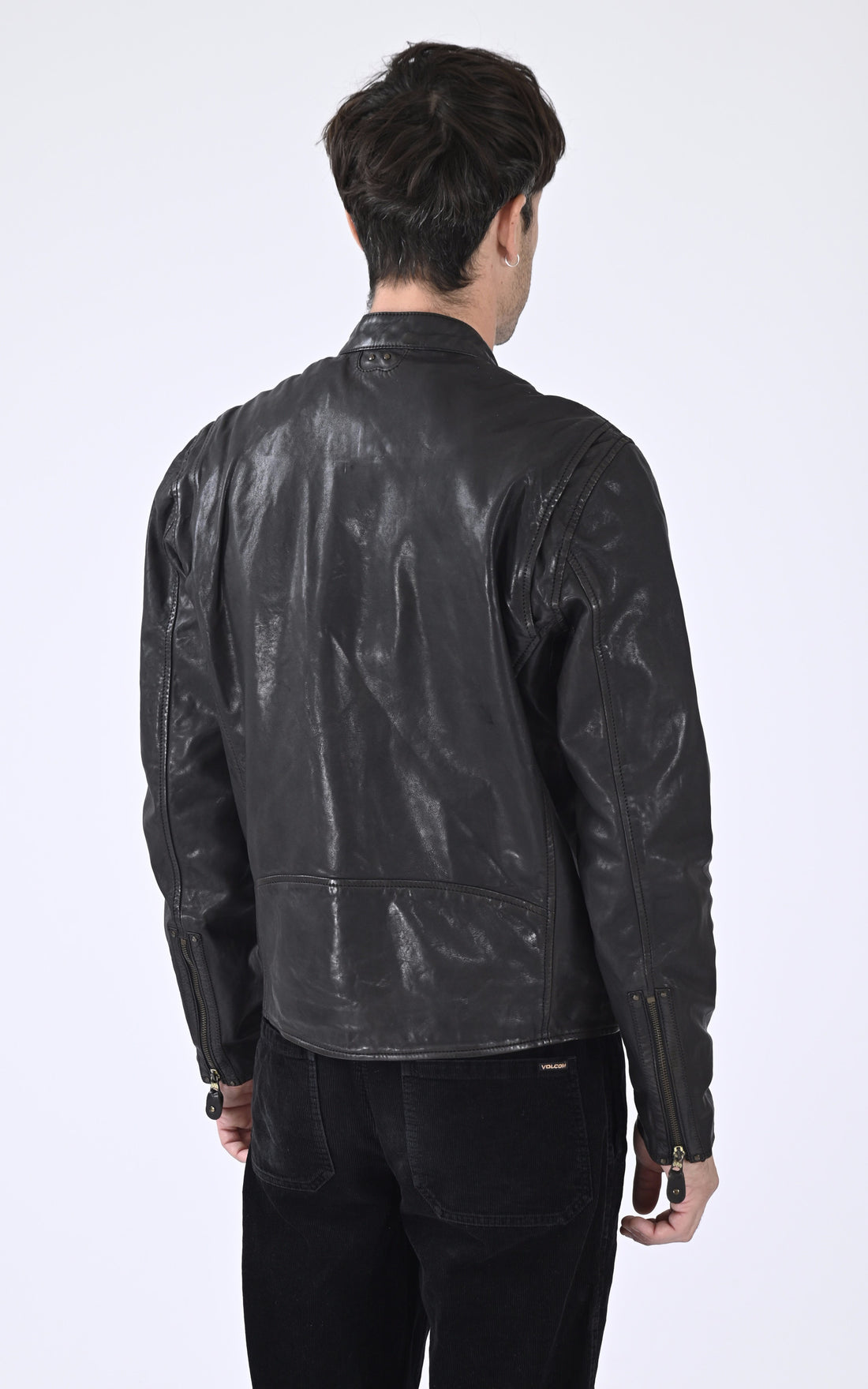 A "AKRONIMA 103881" Noir Daytona 73 Blouson Homme opened photo