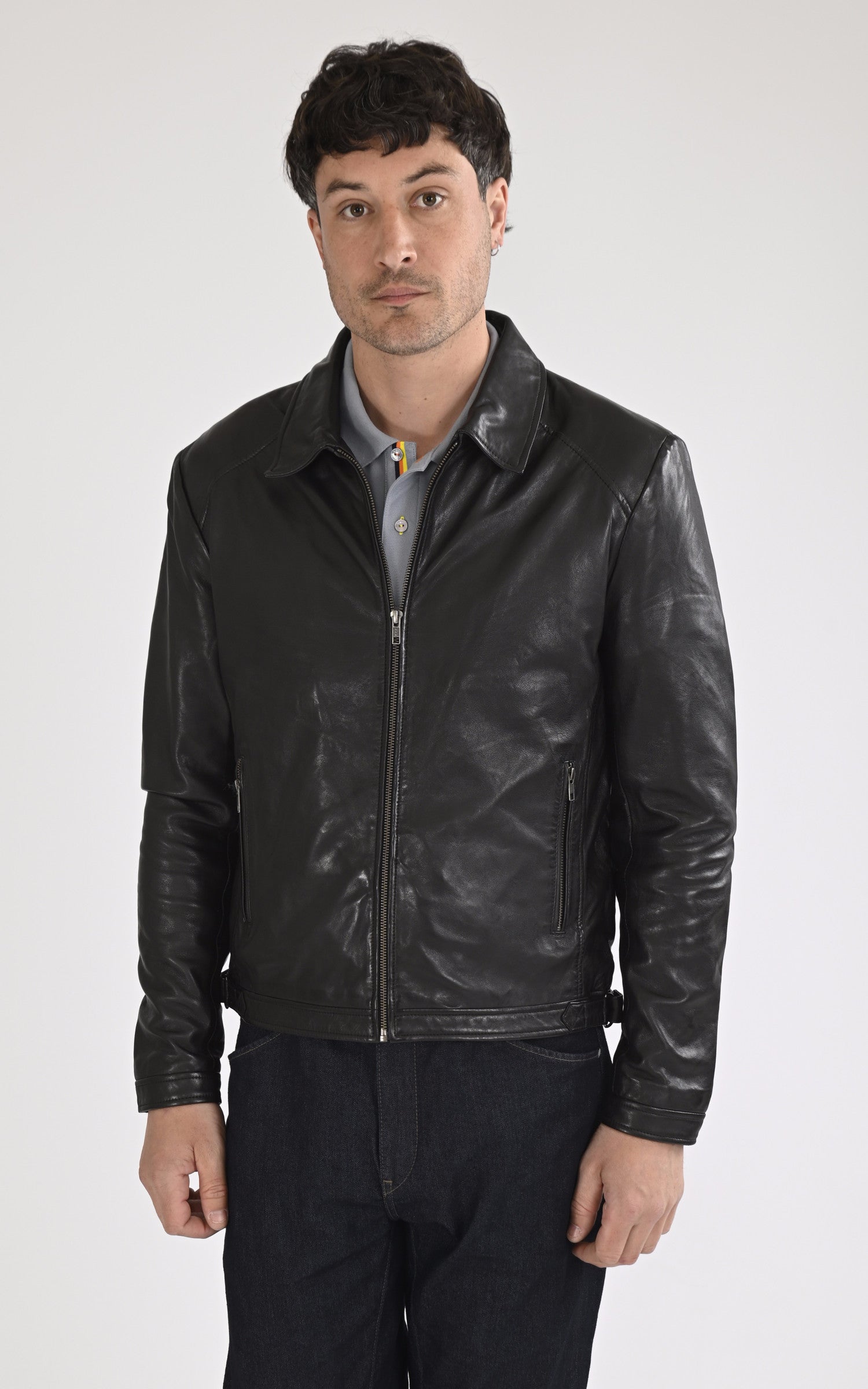 A "IVAR" Noir La Canadienne Blouson Homme closed photo