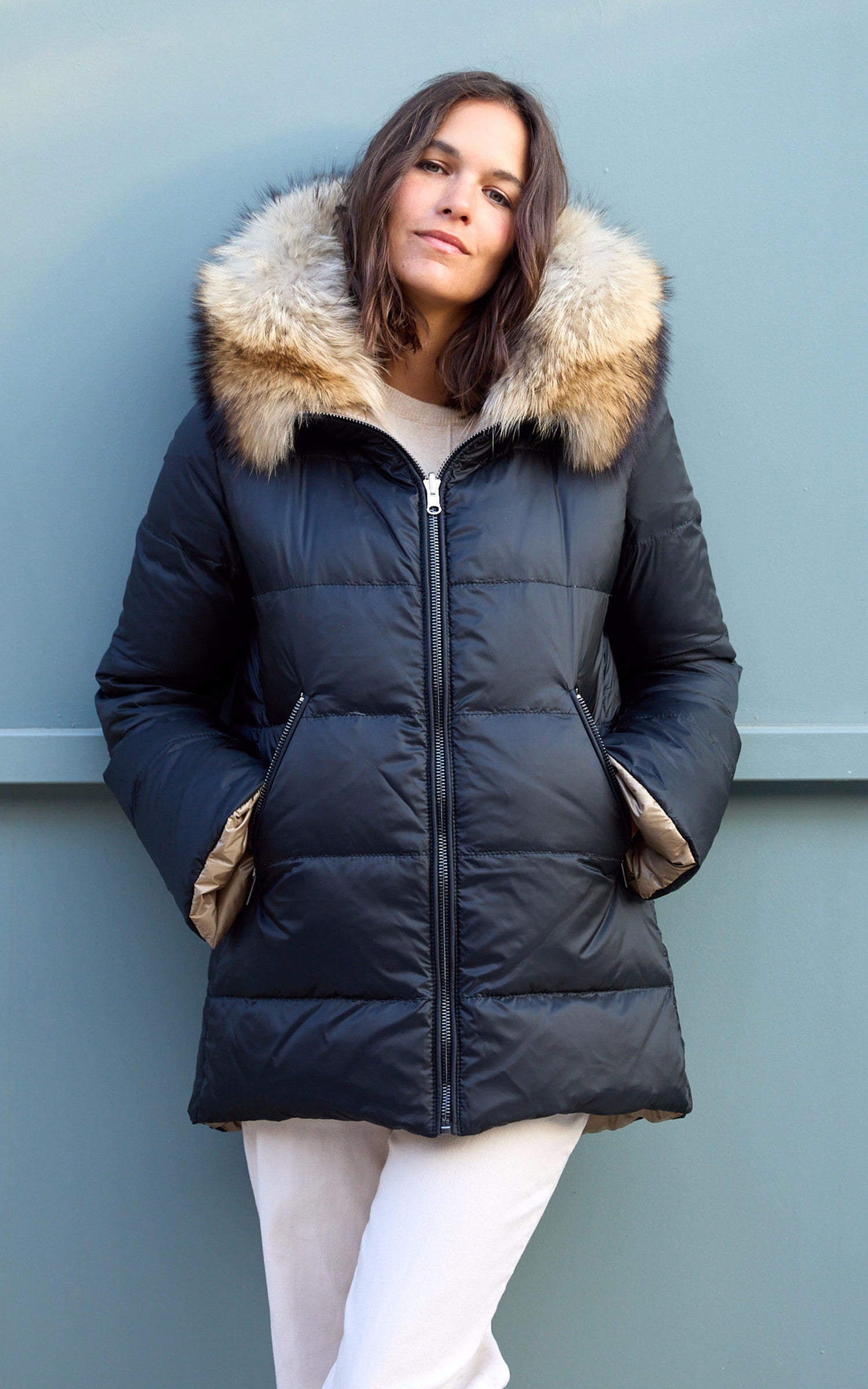 A "GAIA 21" Noir La Canadienne Doudoune Femme closed photo