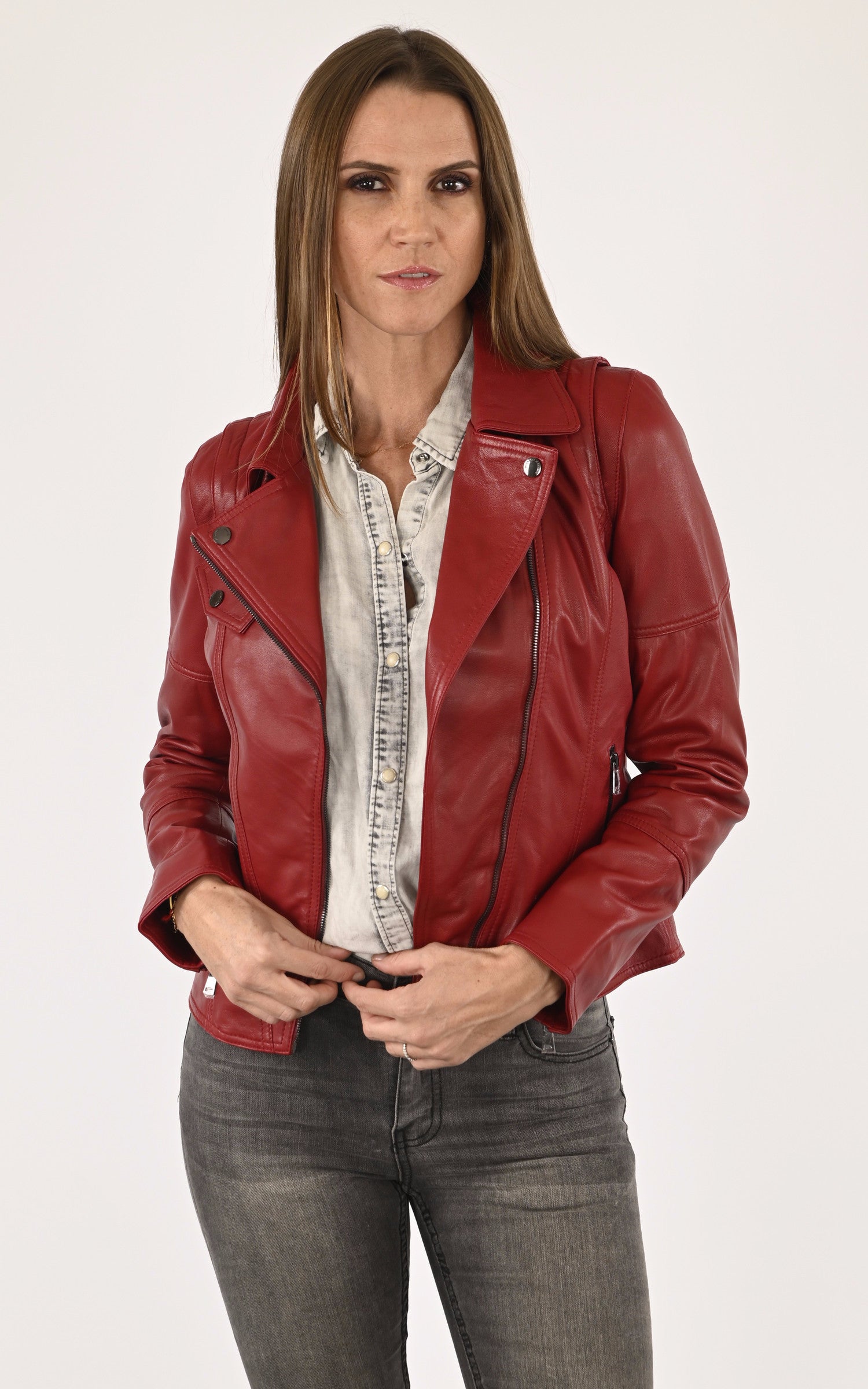 A "LOVELY" Rouge Giorgio & Mario Blouson Femme closed photo