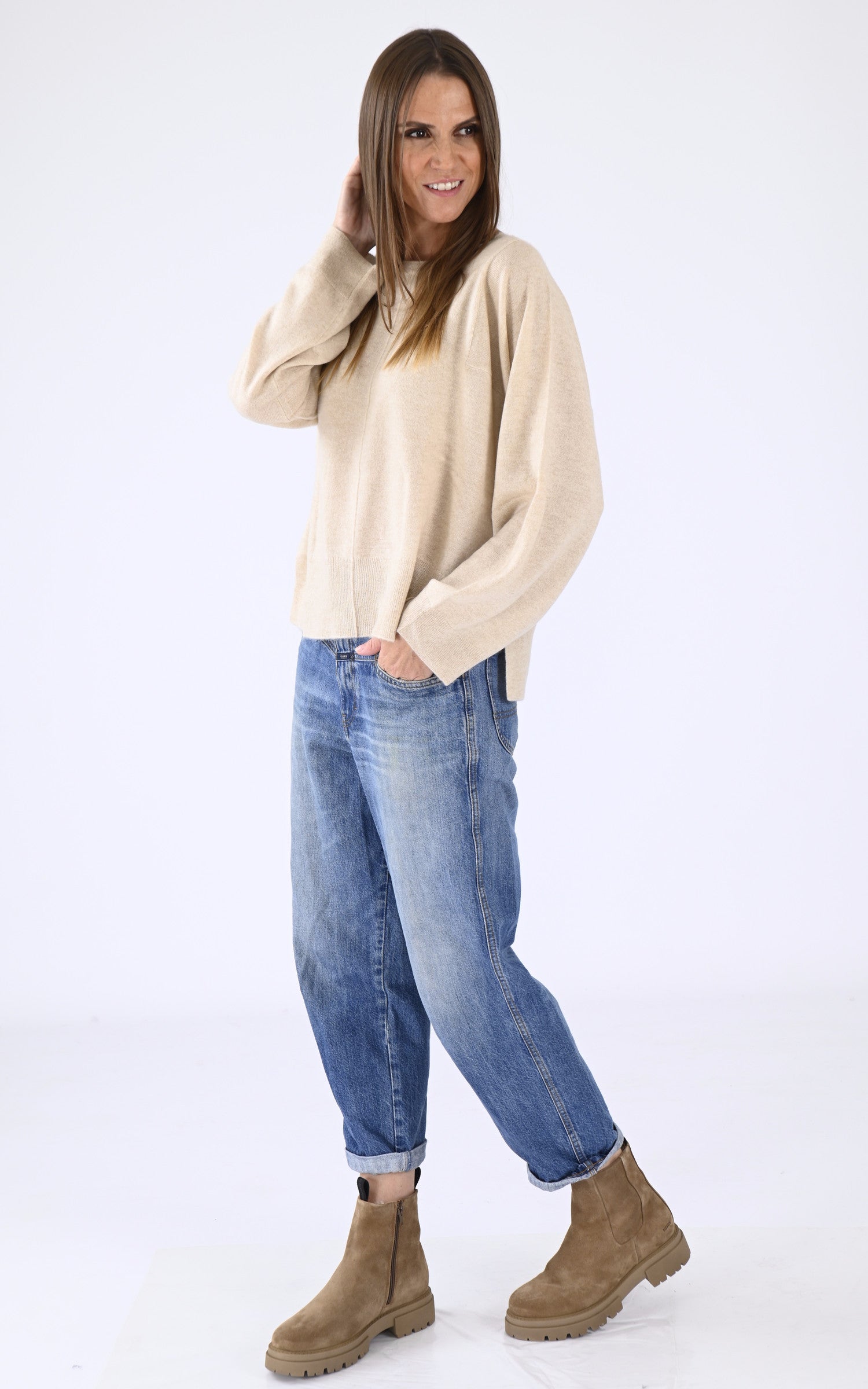 Boots Cuir Femme Blackstone, modèle Al475 de couleur marron 5