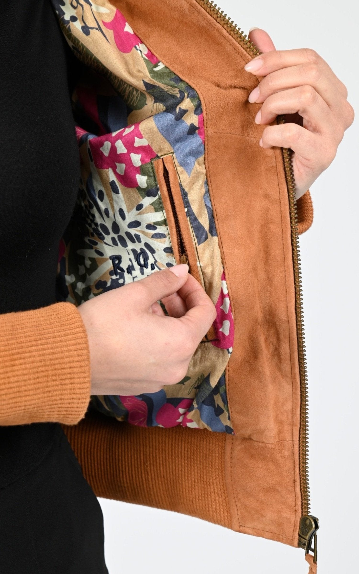 Blouson Daim Femme Rose Garden, modèle Austin 104181 de couleur cognac