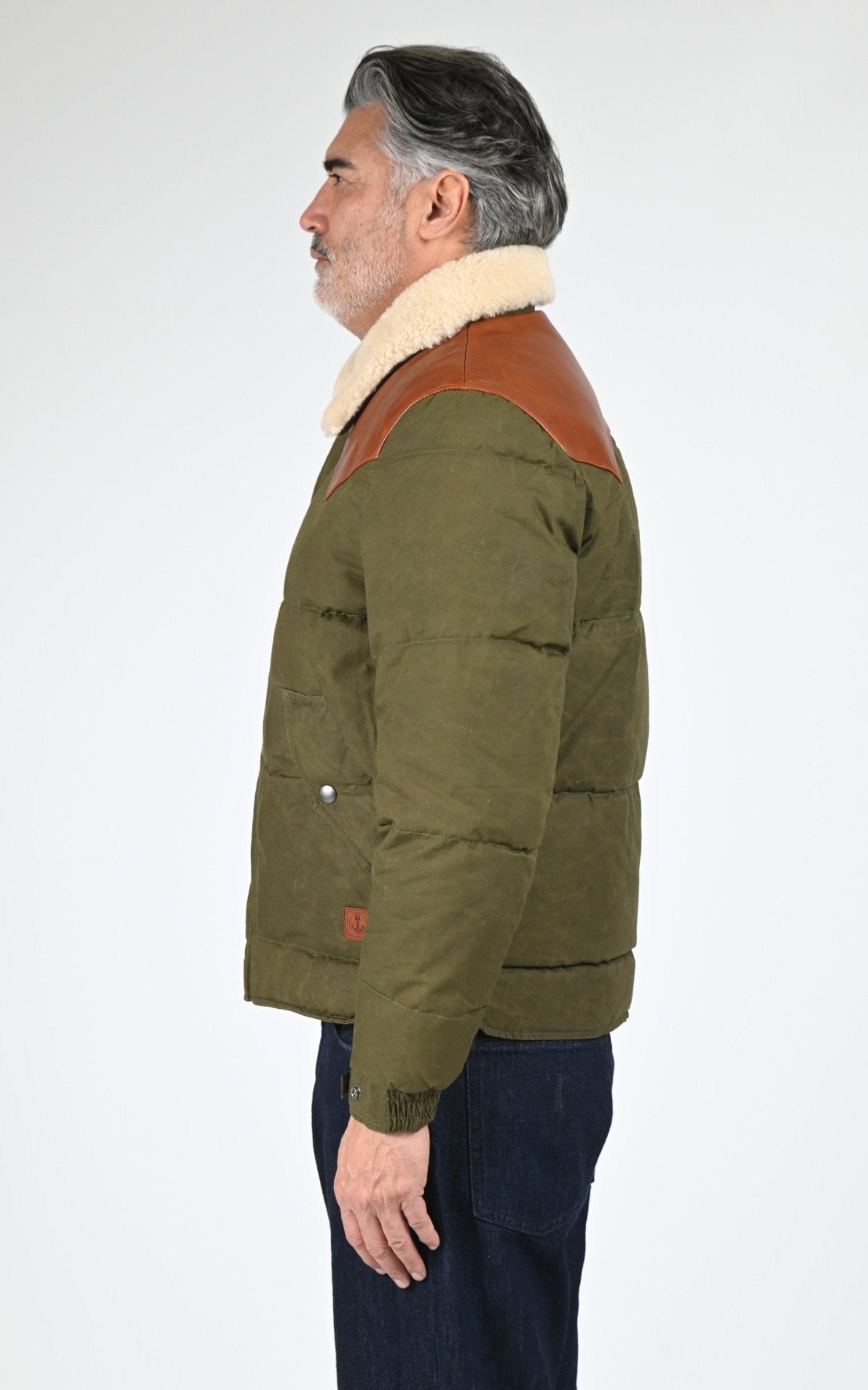 Veste Textile Homme Iron And Resin, modèle Basin jacket 102096 de couleur olive