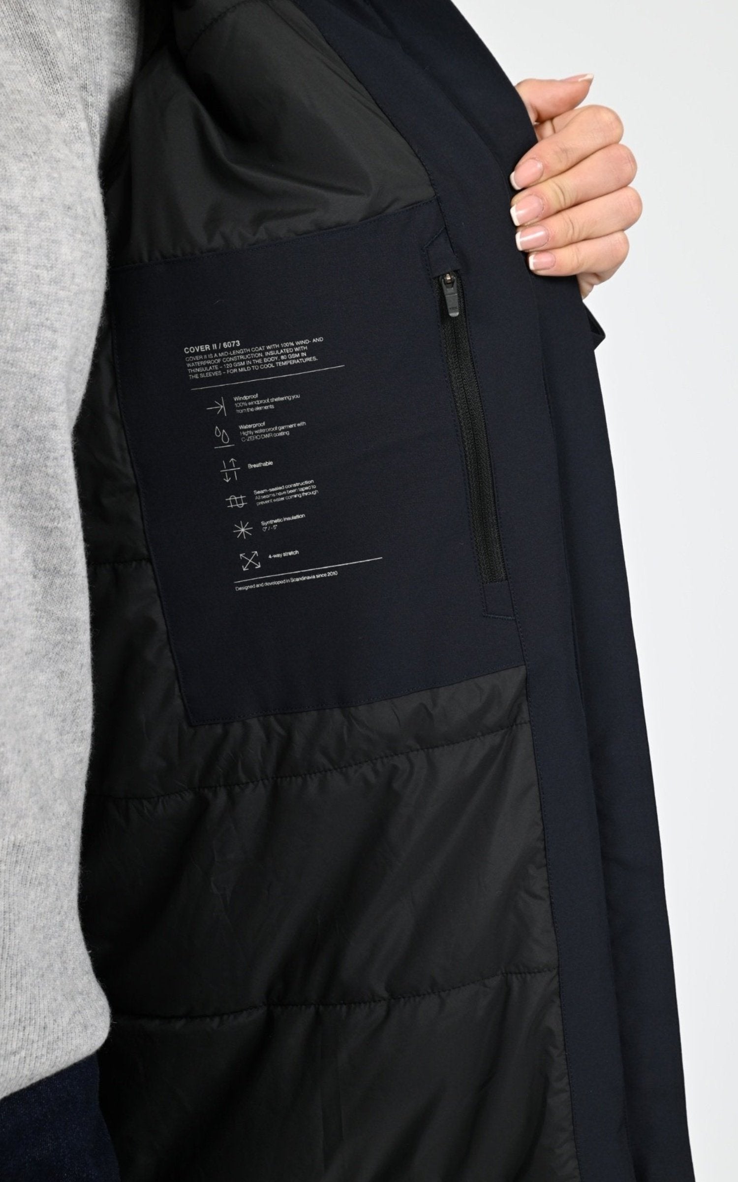 Parka Textile Femme Scandinavian Edition, modèle Cover ii de couleur midnight blue
