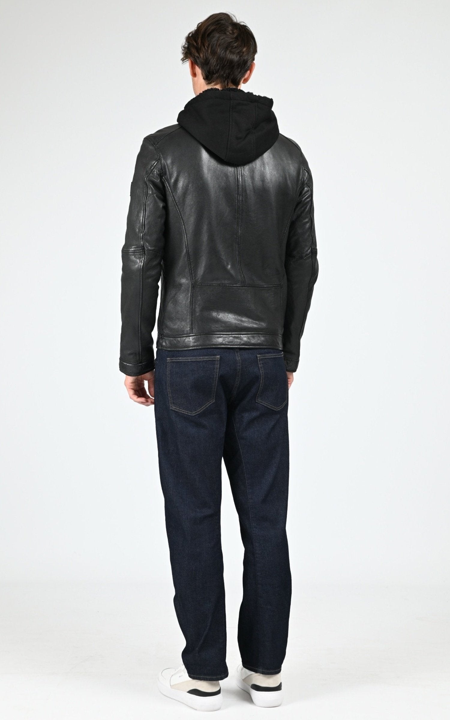 Blouson Cuir Homme Oakwood, modèle Drink 63036 de couleur noir