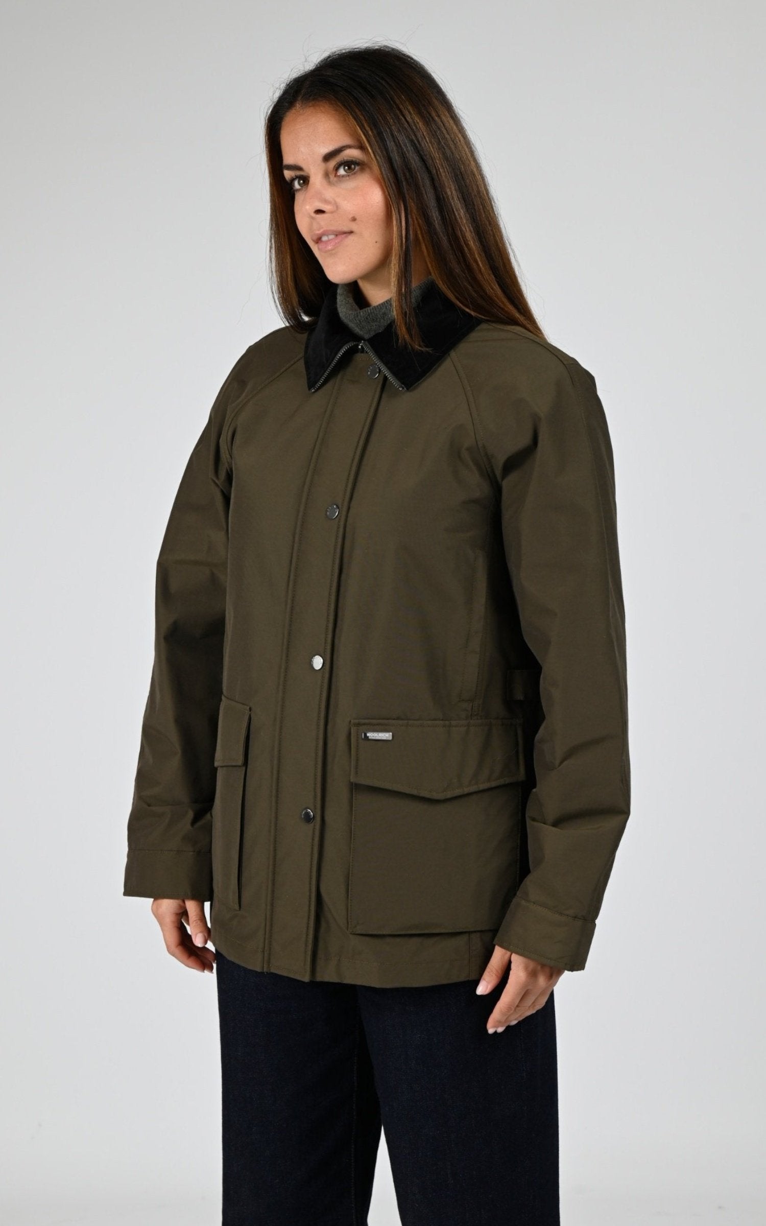 Veste Textile Femme Woolrich, modèle Dust jkt ou2115 de couleur dark green 1