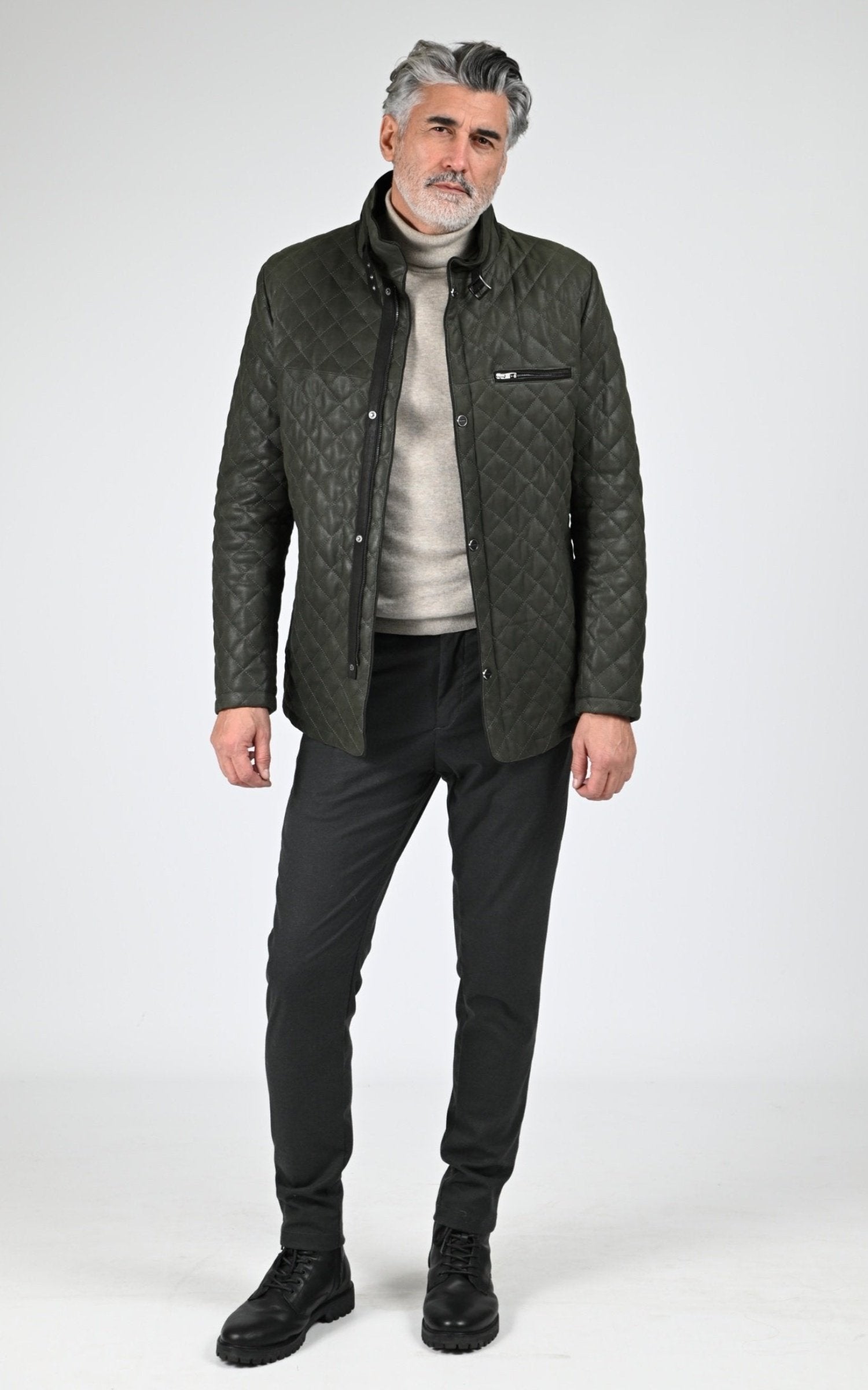 A "E09" Vert La Canadienne Veste Homme opened photo