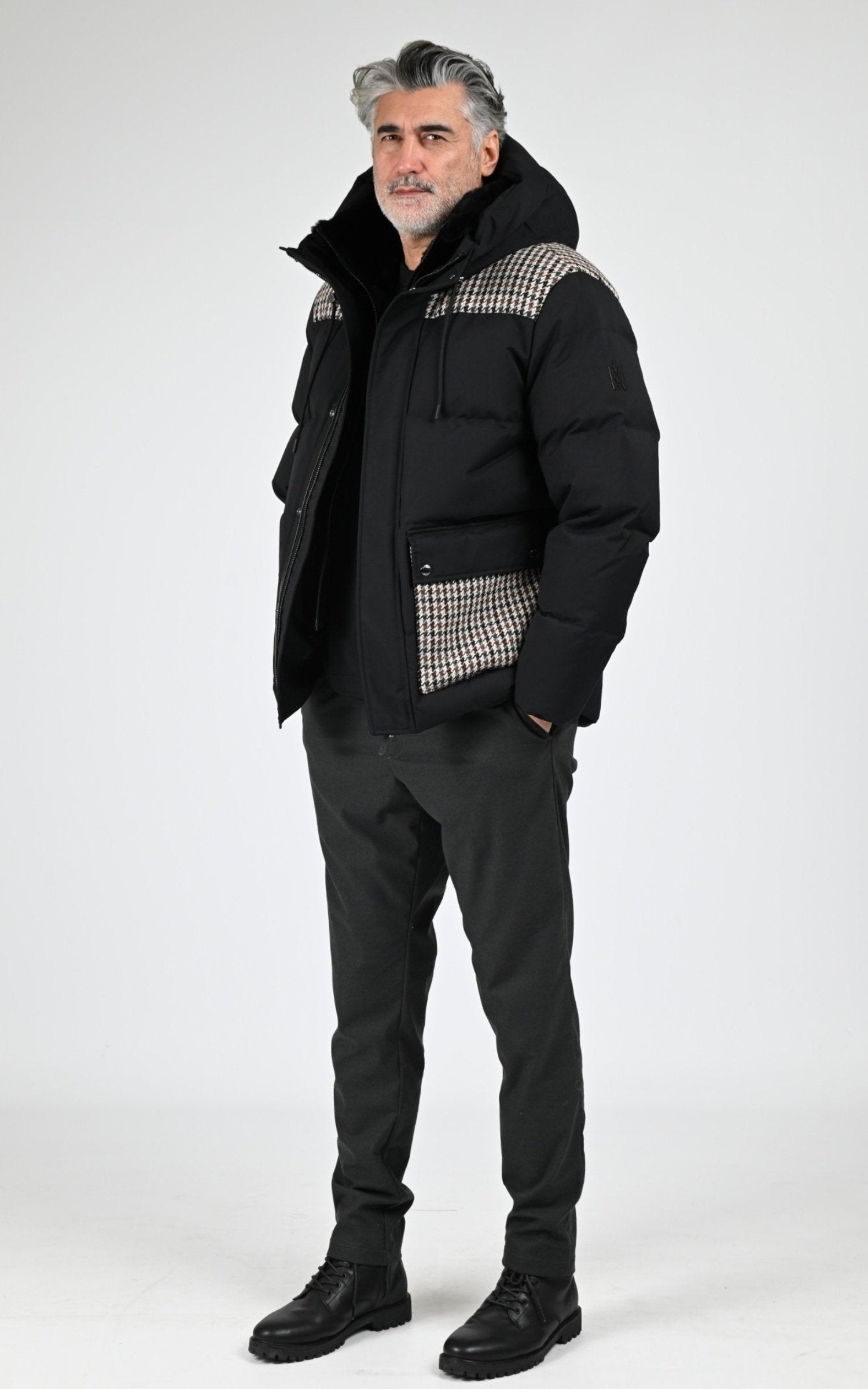 Ves doudoune Textile Homme Mackage, modèle Graydon de couleur black - earth