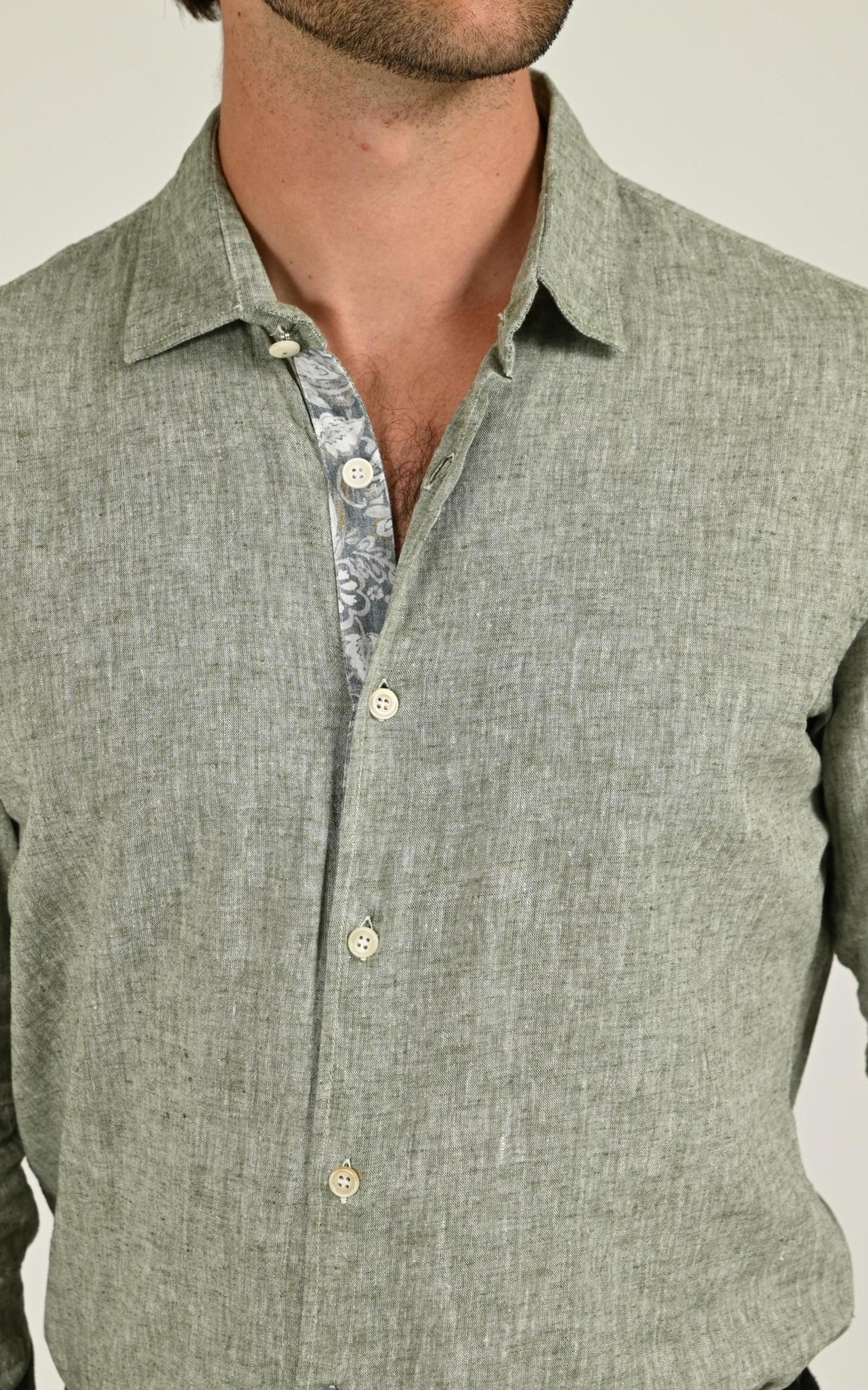 Chemise Textile Homme Bob, modèle Hole 519 de couleur verde