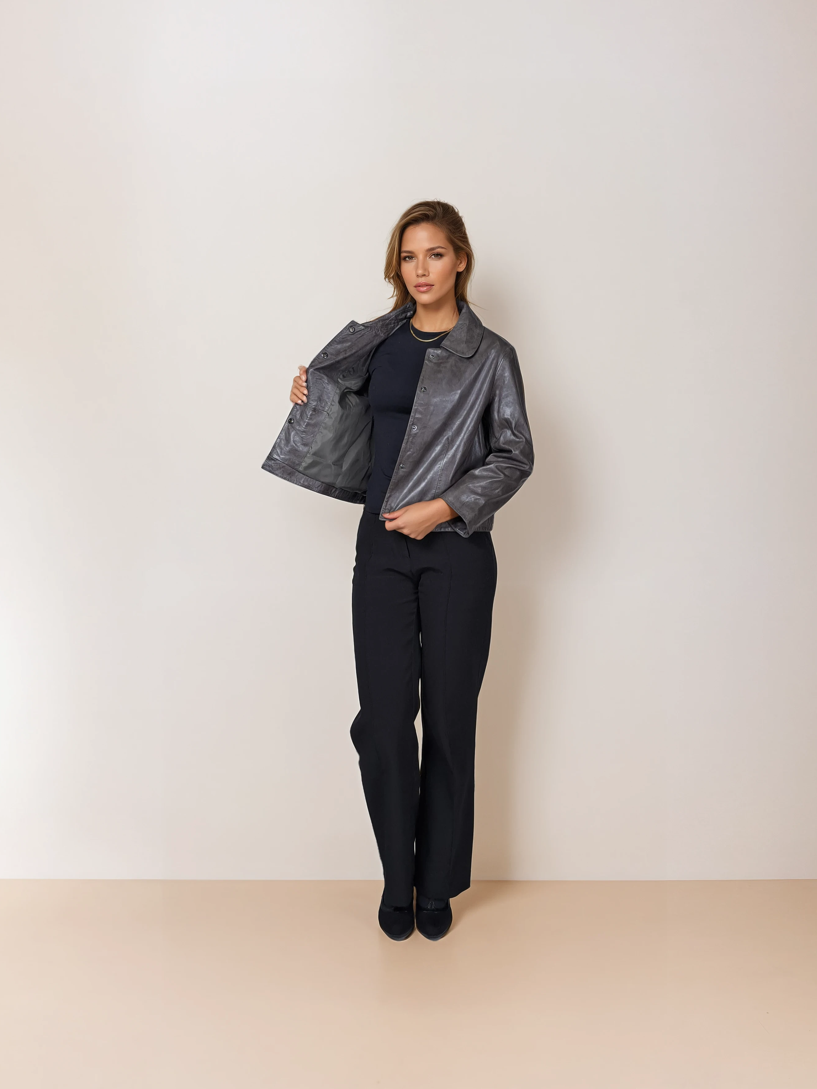 Marley, 53 cm. - Collar Lamb Polish Nappa Leather Grey