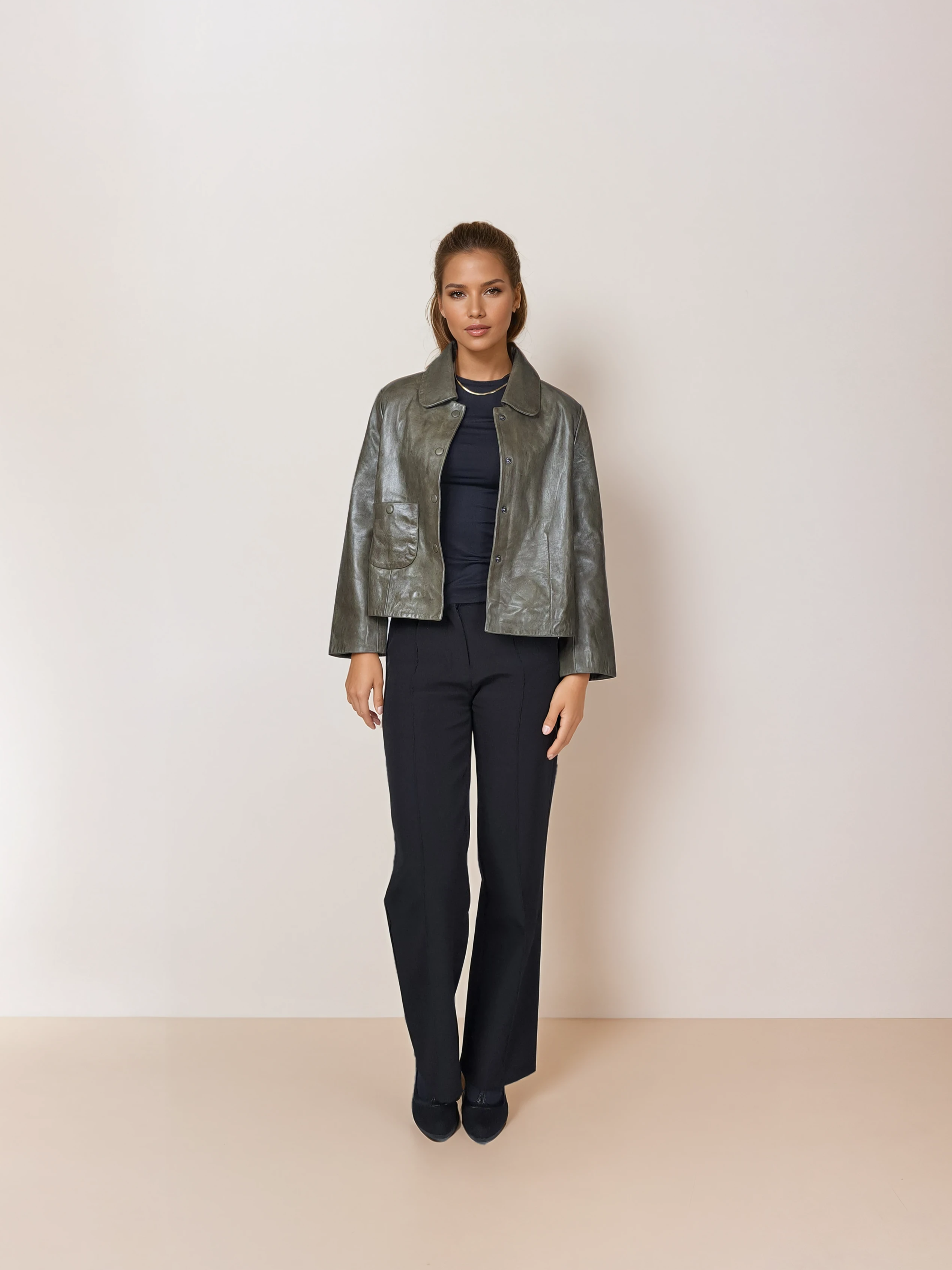 Marley, 53 cm. - Collar Lamb Polish Nappa Leather Olive