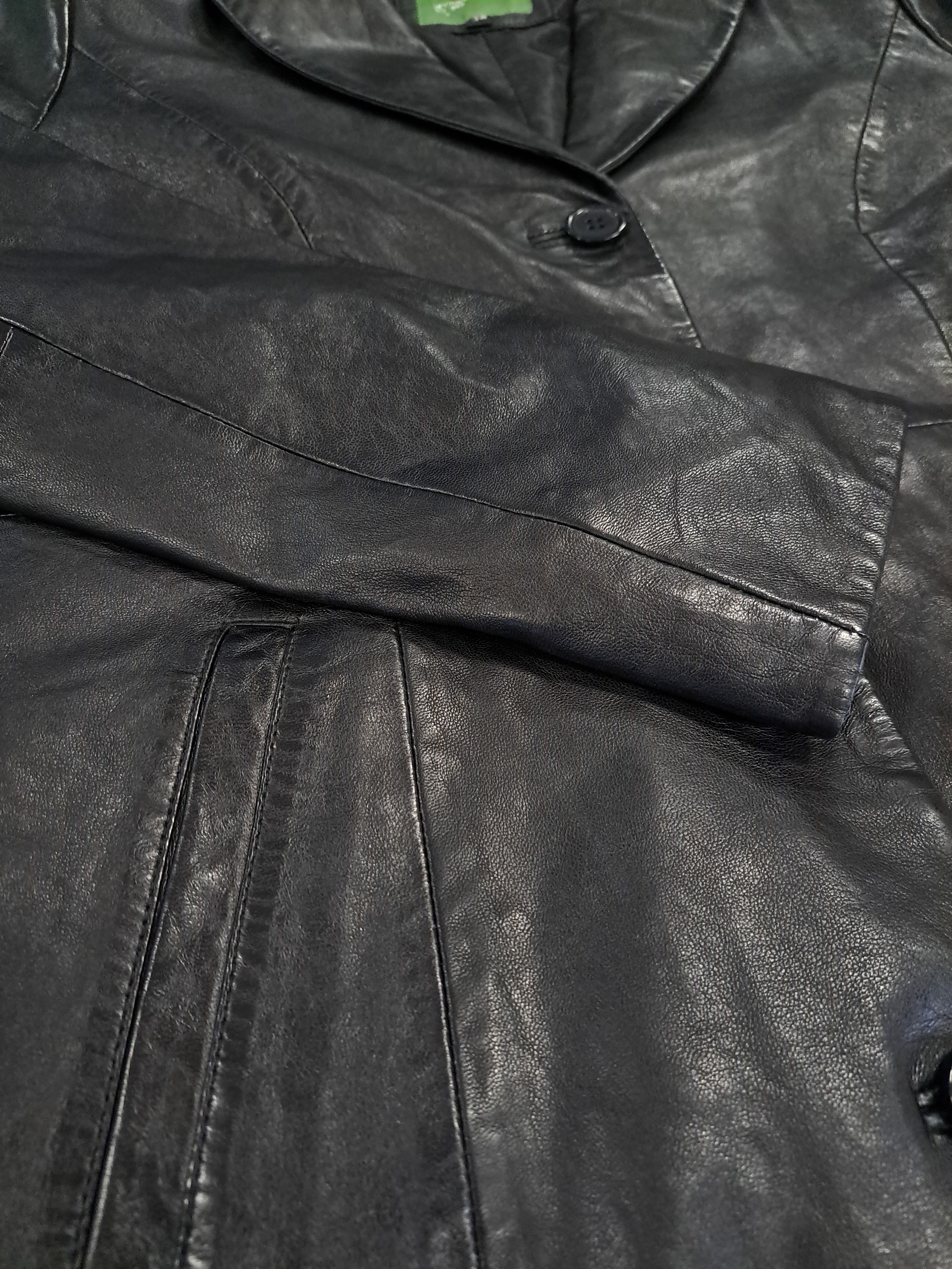Erika, 95 cm. - Collar Lamb Polish Nappa Leather Black