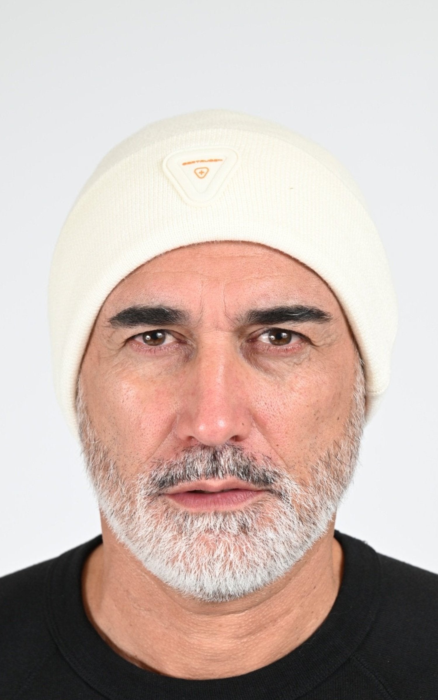 Bonnet Textile Mixte Gertrude, modèle Jad de couleur creme