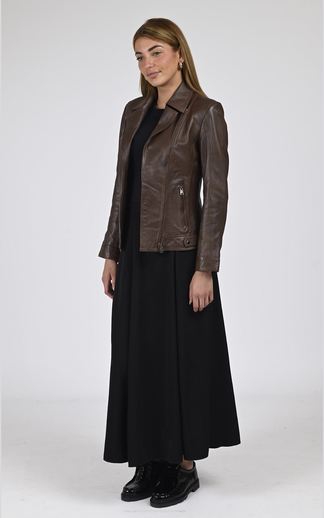 Blouson Cuir Femme La canadienne, modèle Janni de couleur marron
