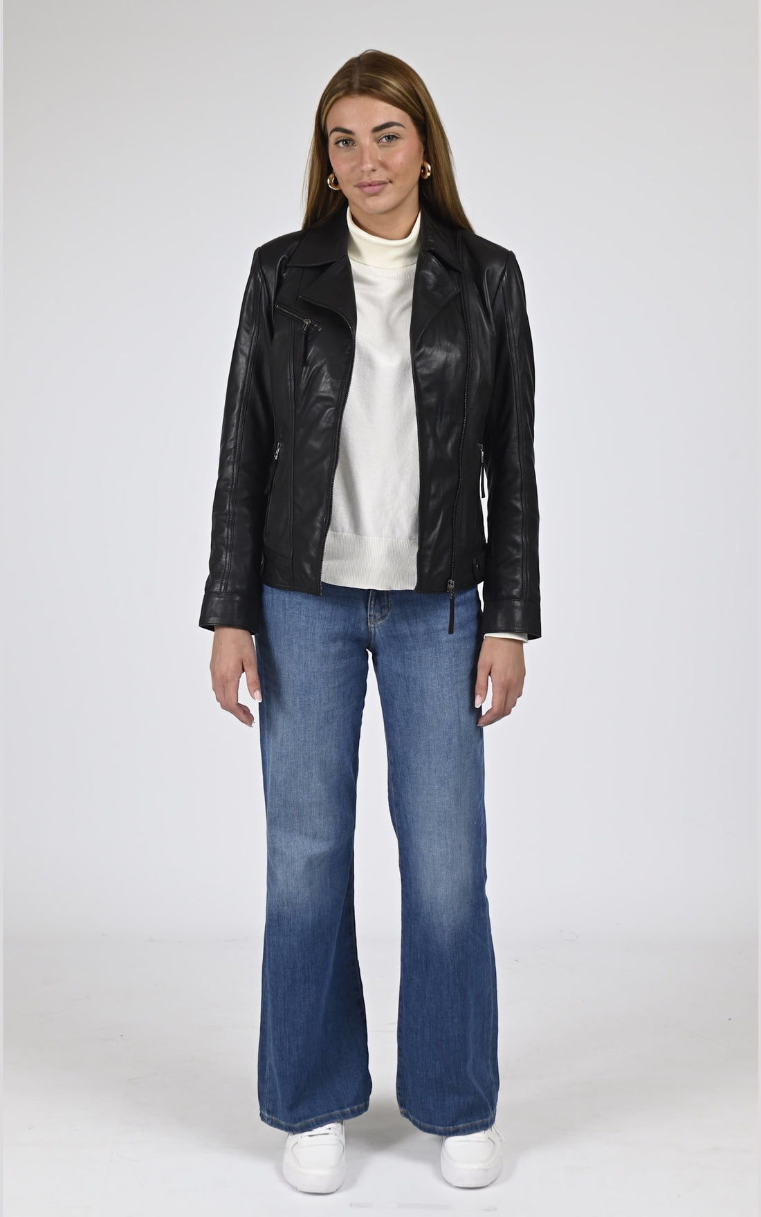 Blouson Cuir Femme La canadienne, modèle Janni de couleur noir