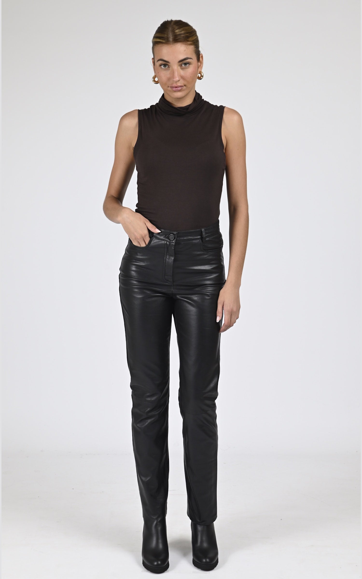 Pantalon Cuir Femme La canadienne, modèle Jean biker de couleur noir